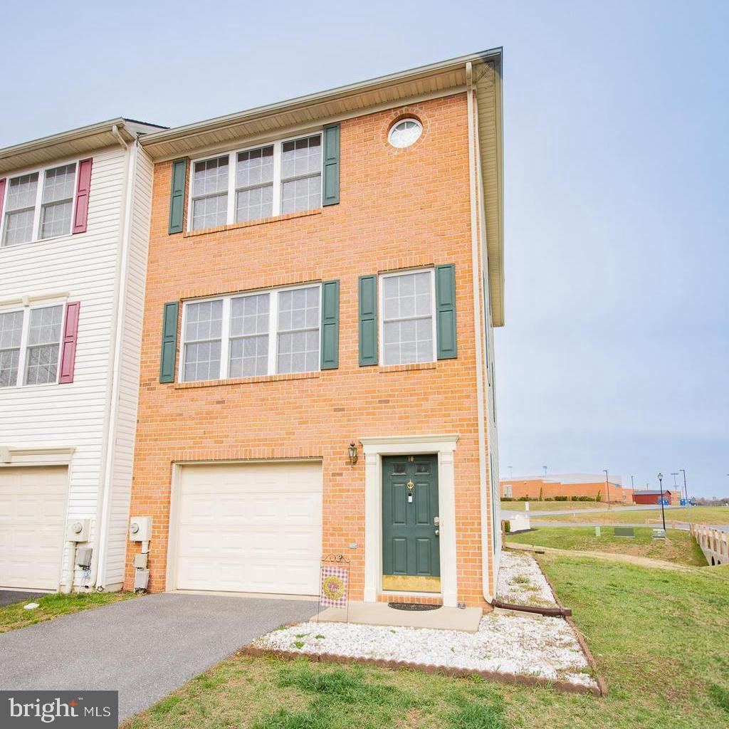 HAMMONDS MILL - Residential