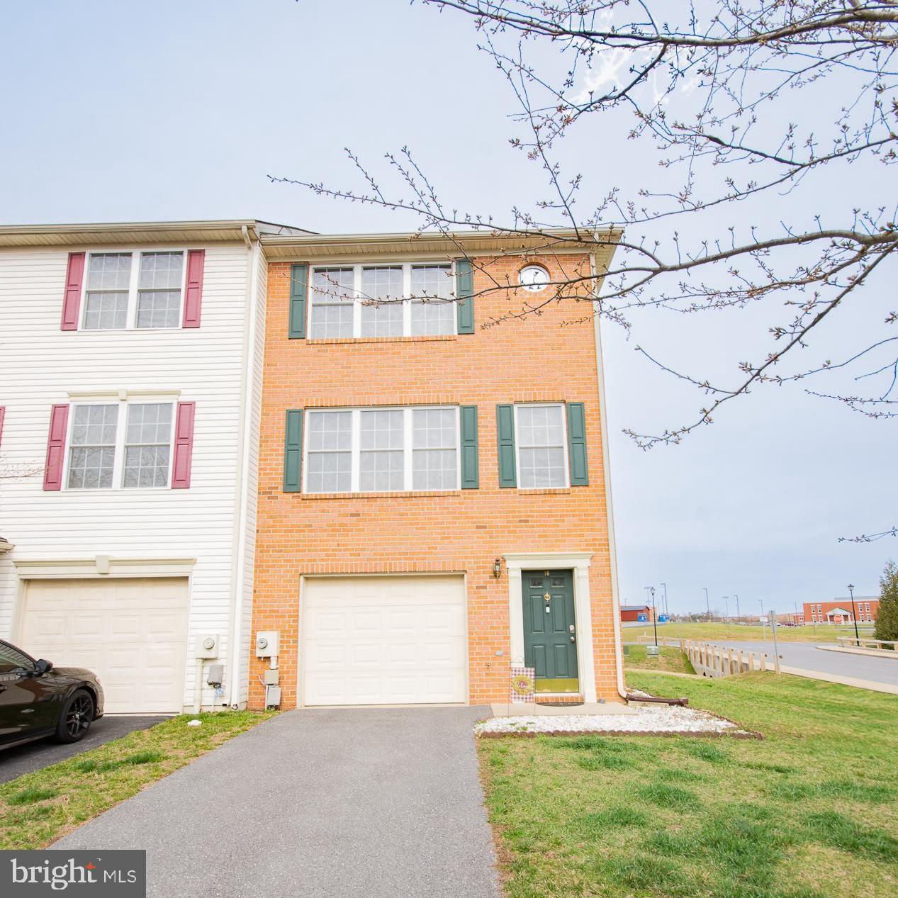 HAMMONDS MILL - Residential