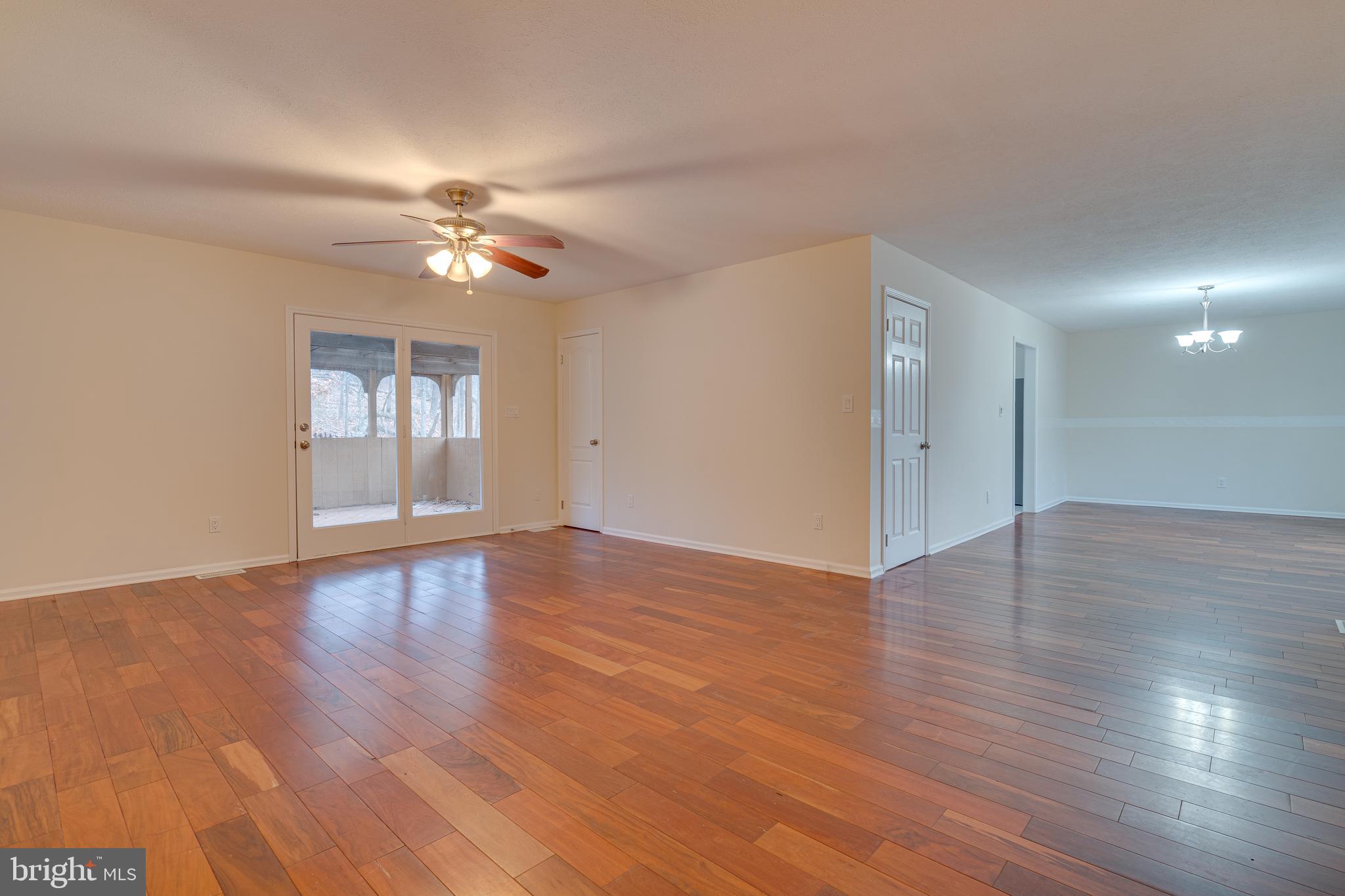 SHANNONDALE - Residential