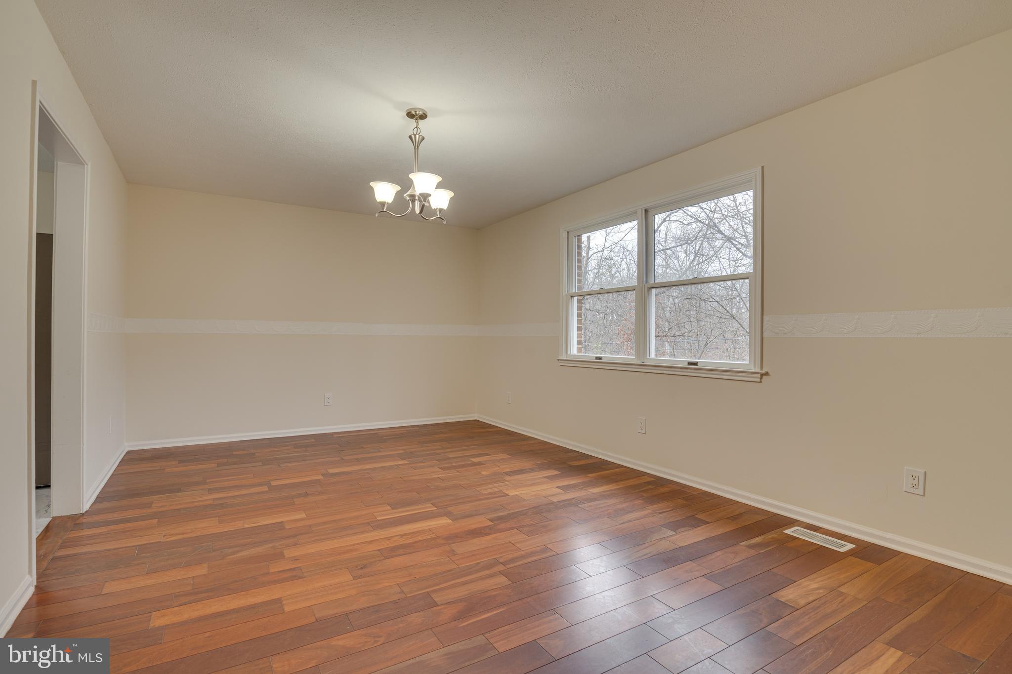 SHANNONDALE - Residential