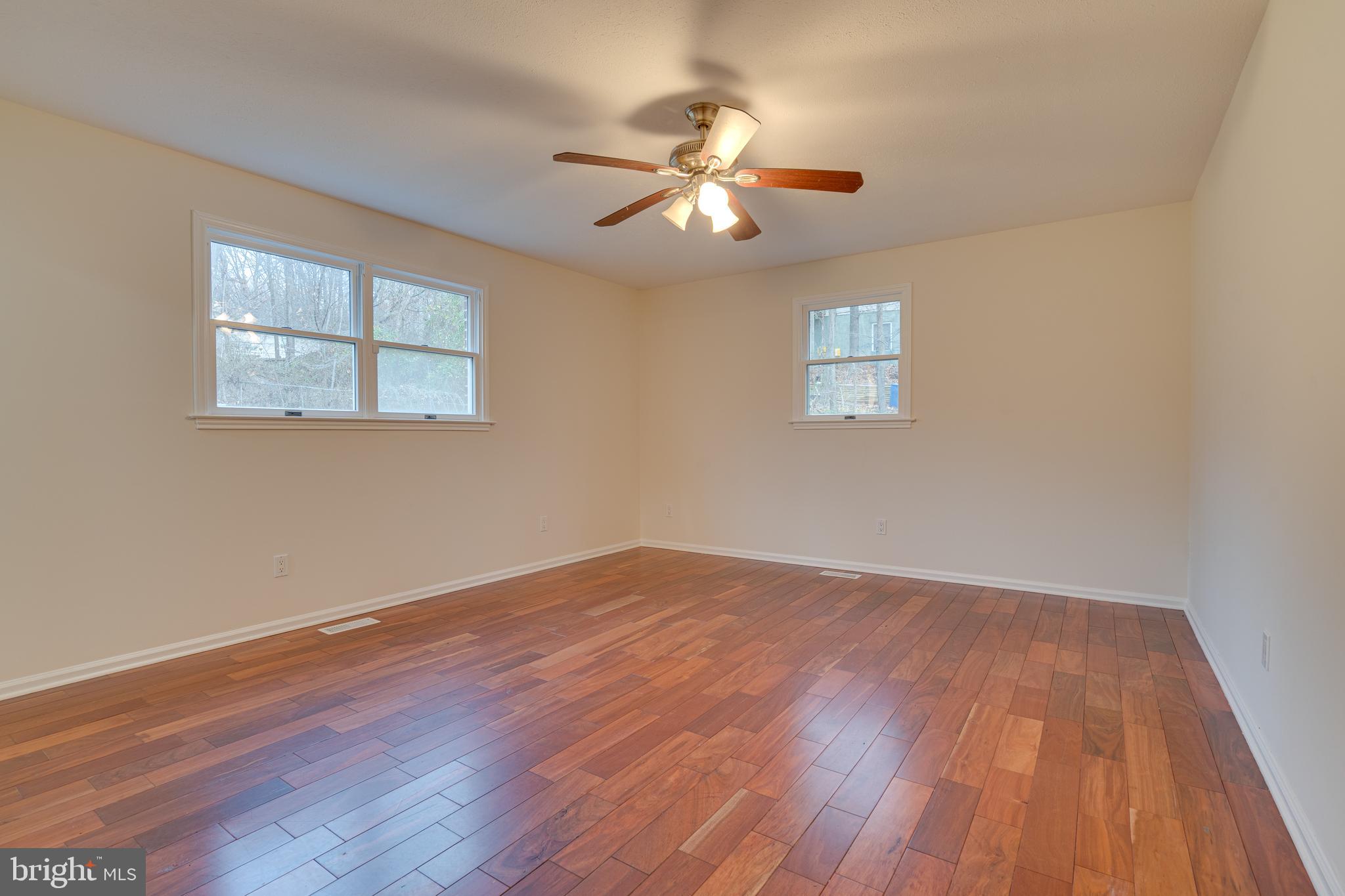 SHANNONDALE - Residential