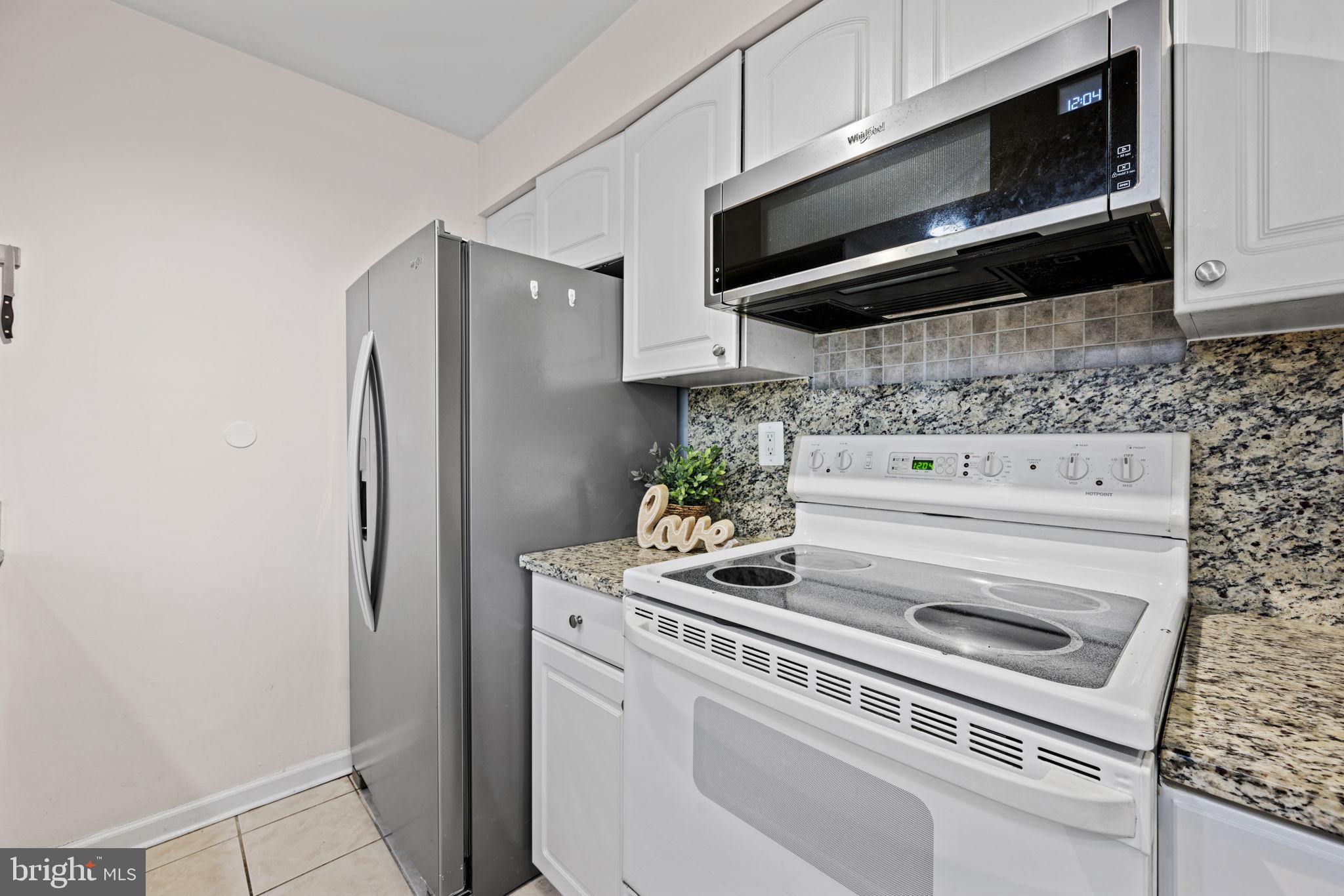 BENTLEY PLACE - Residential