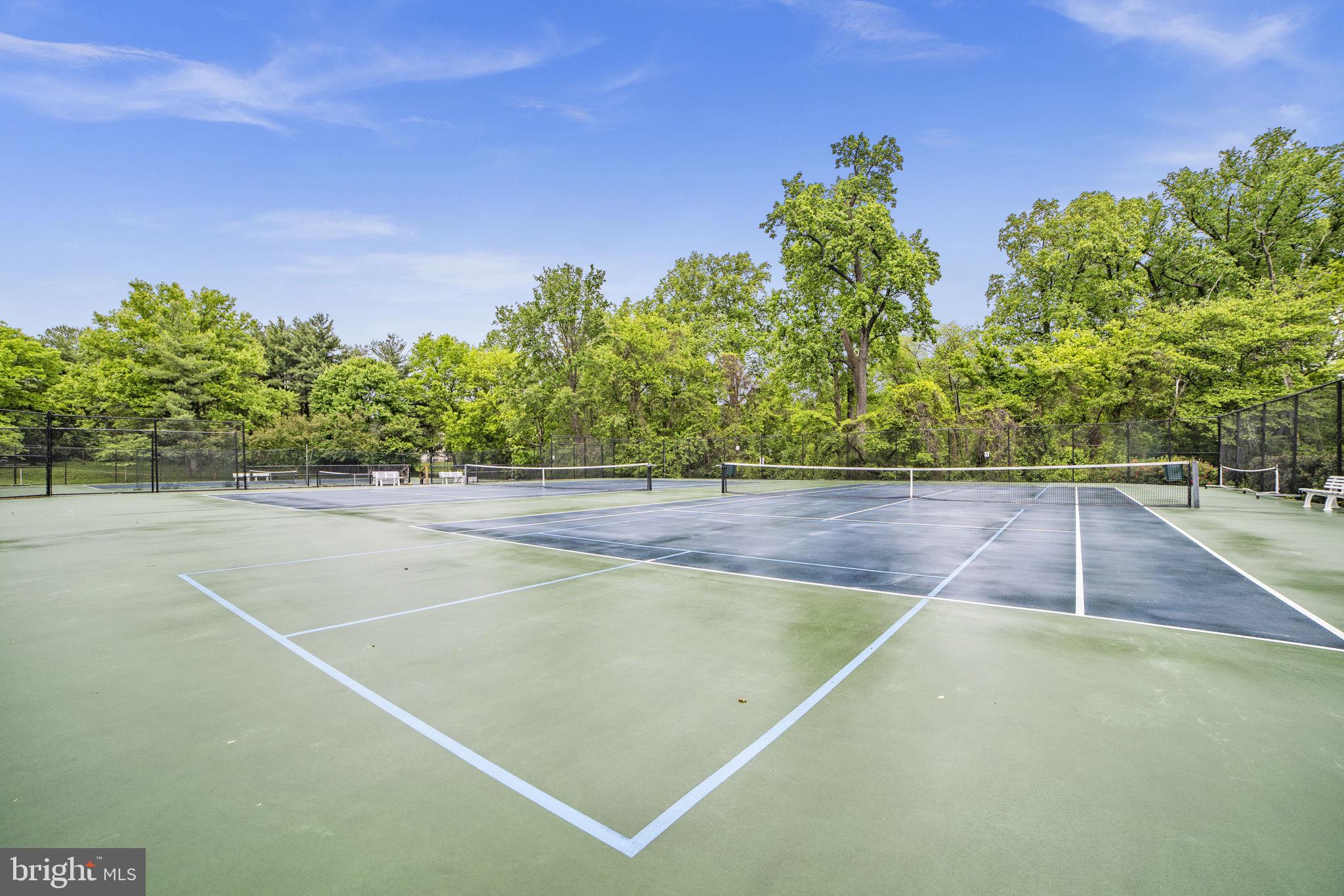 BENTLEY PLACE - Residential