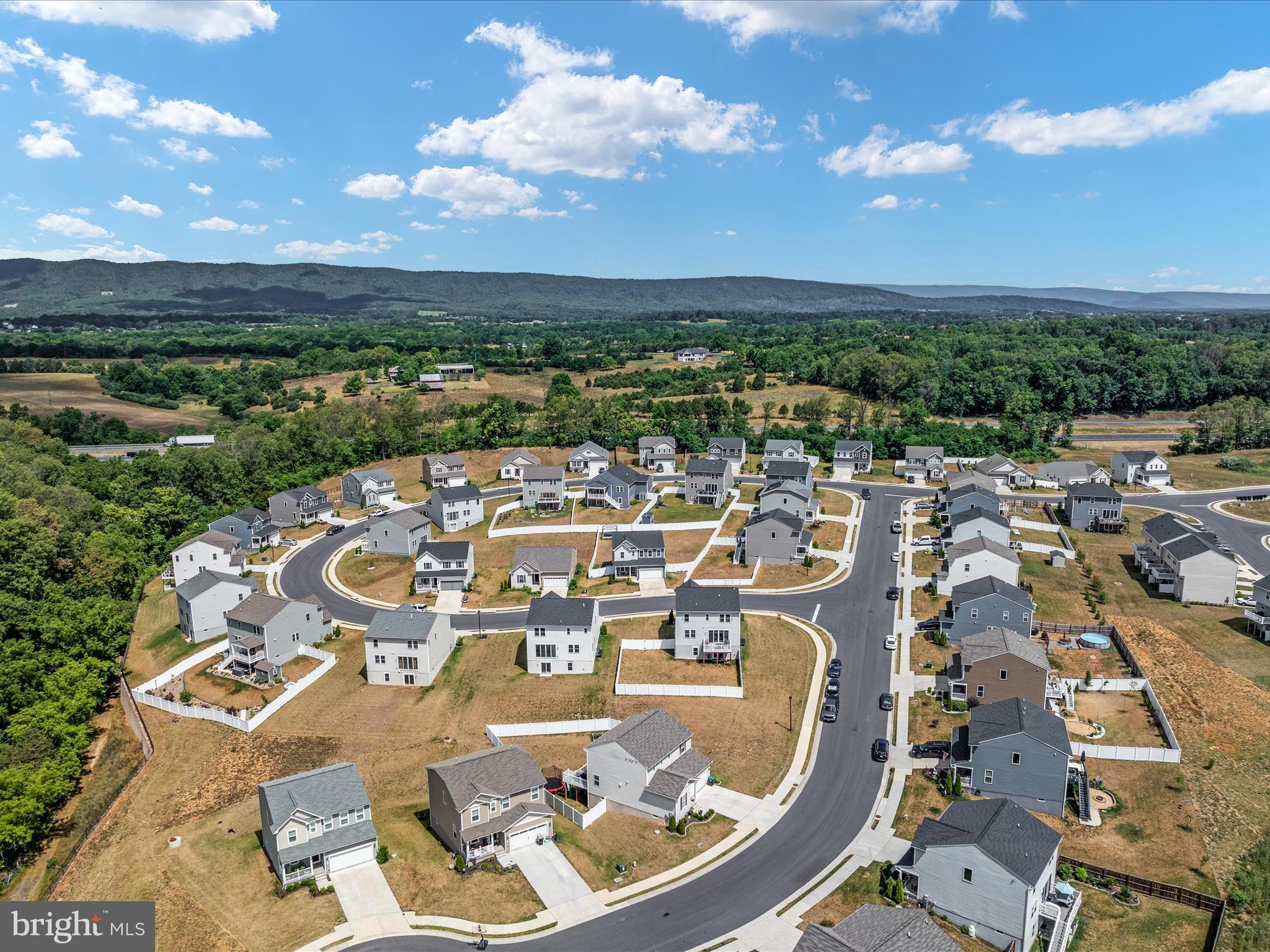 CEDAR SPRING - Residential