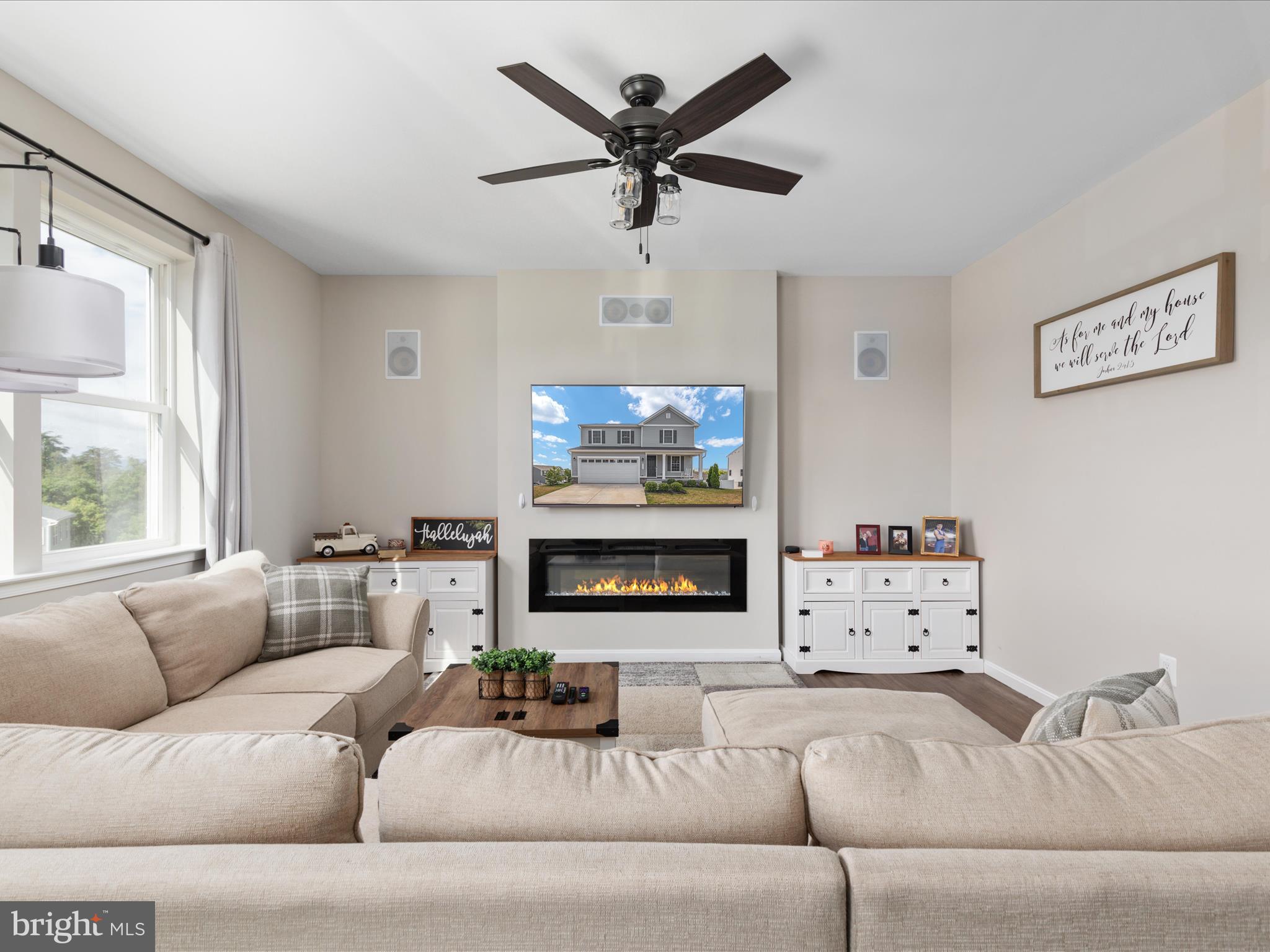 CEDAR SPRING - Residential