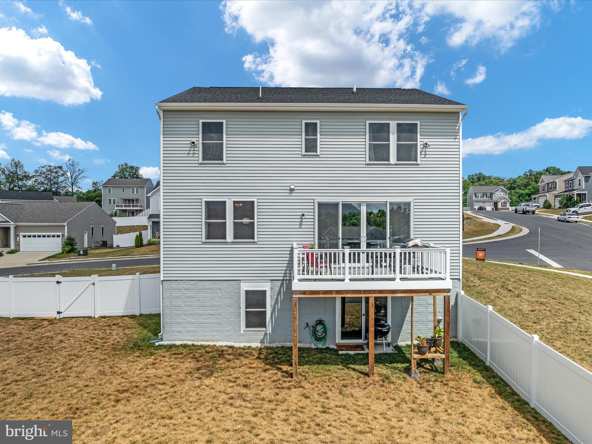 CEDAR SPRING - Residential