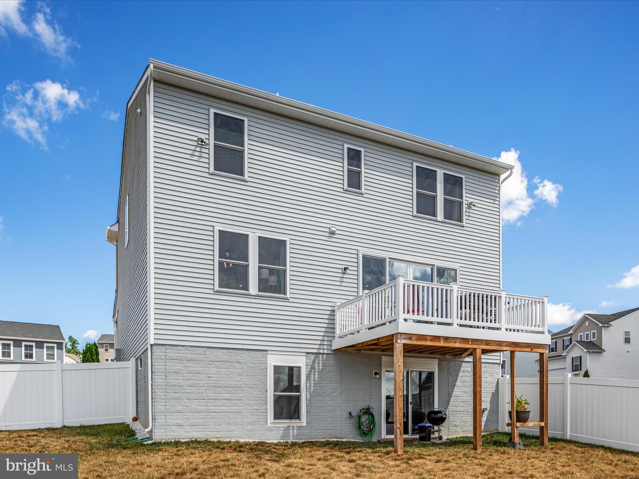 CEDAR SPRING - Residential