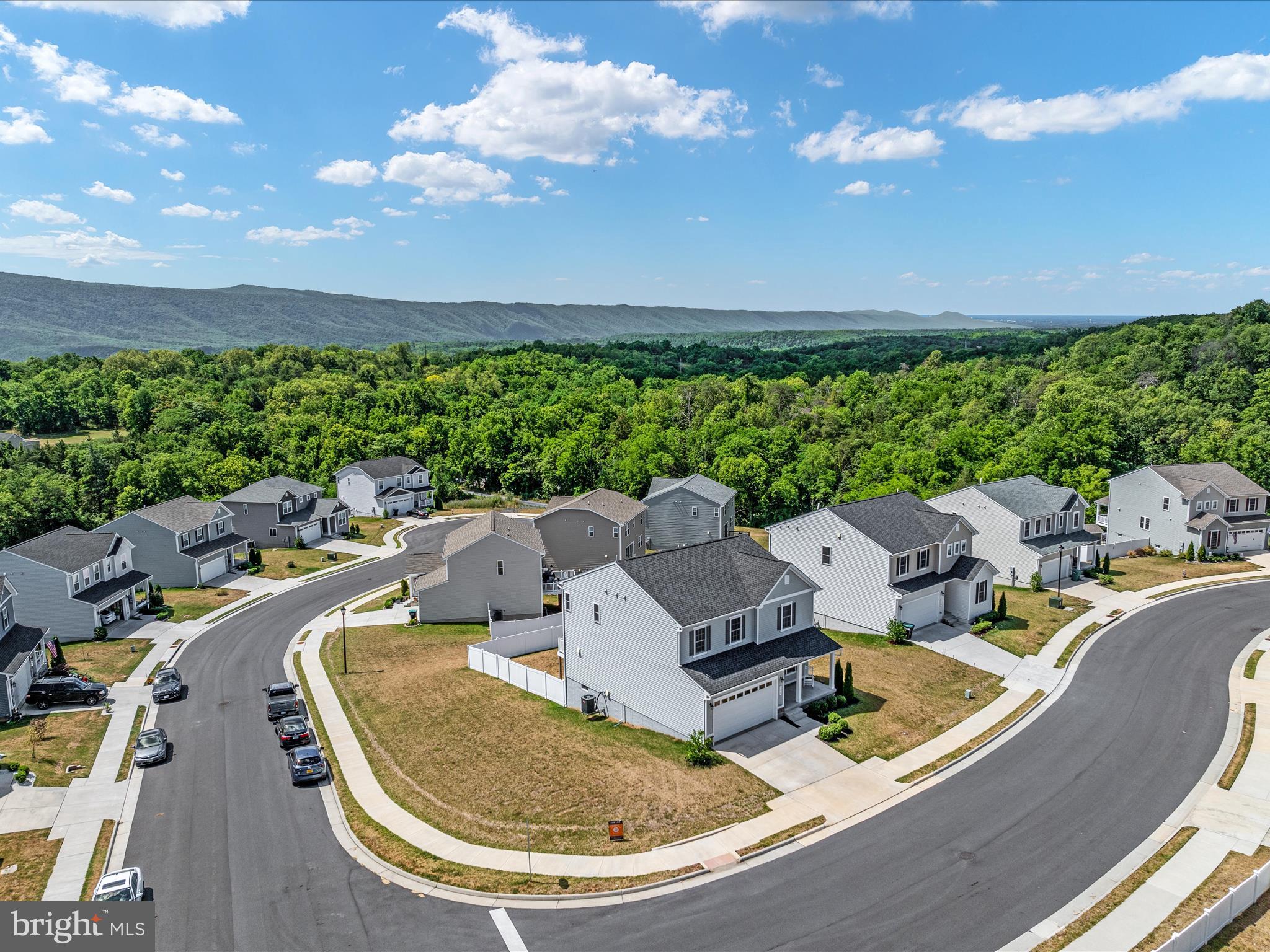 CEDAR SPRING - Residential
