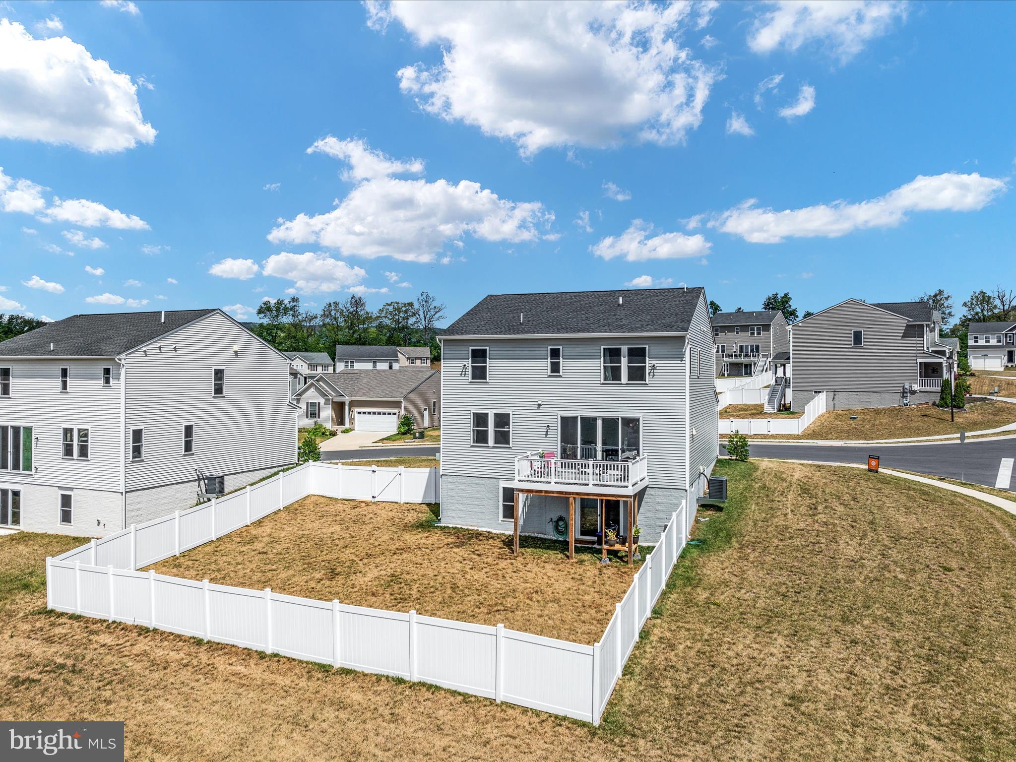 CEDAR SPRING - Residential