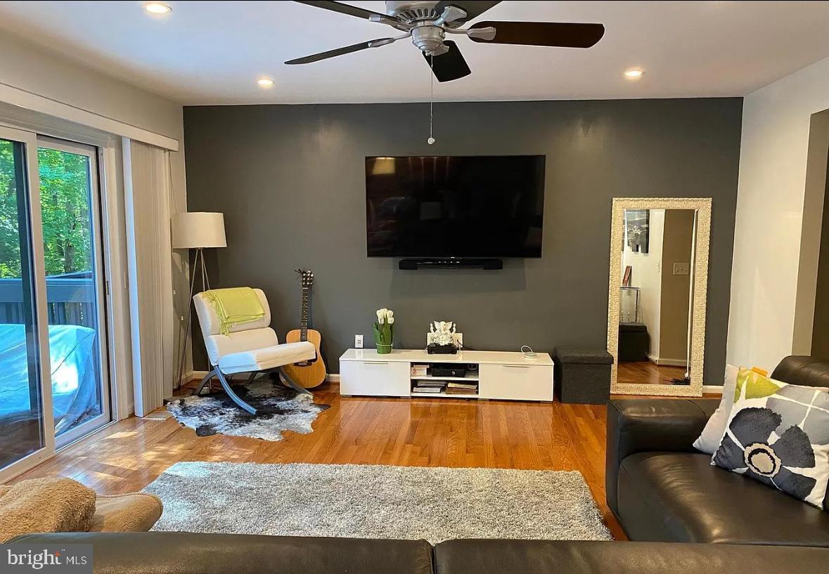 RESTON - Residential Lease