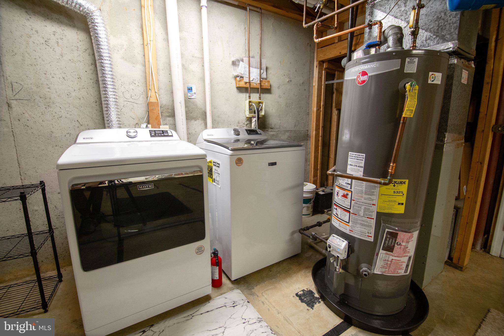 FOUR SEASONS ESTATES - Residential