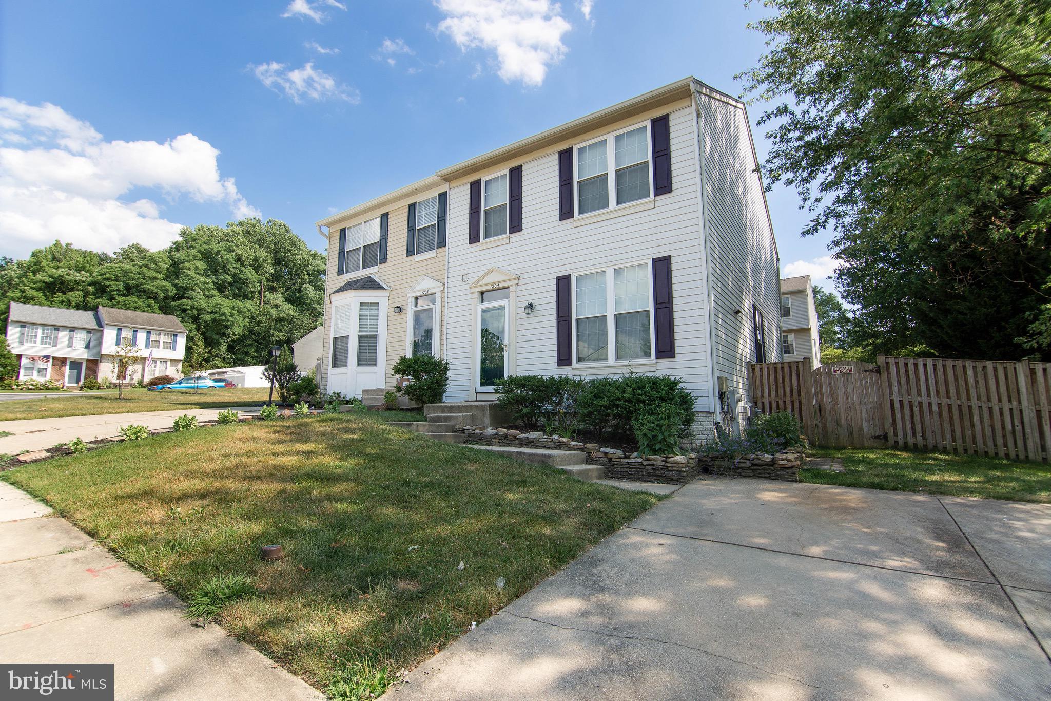 FOUR SEASONS ESTATES - Residential