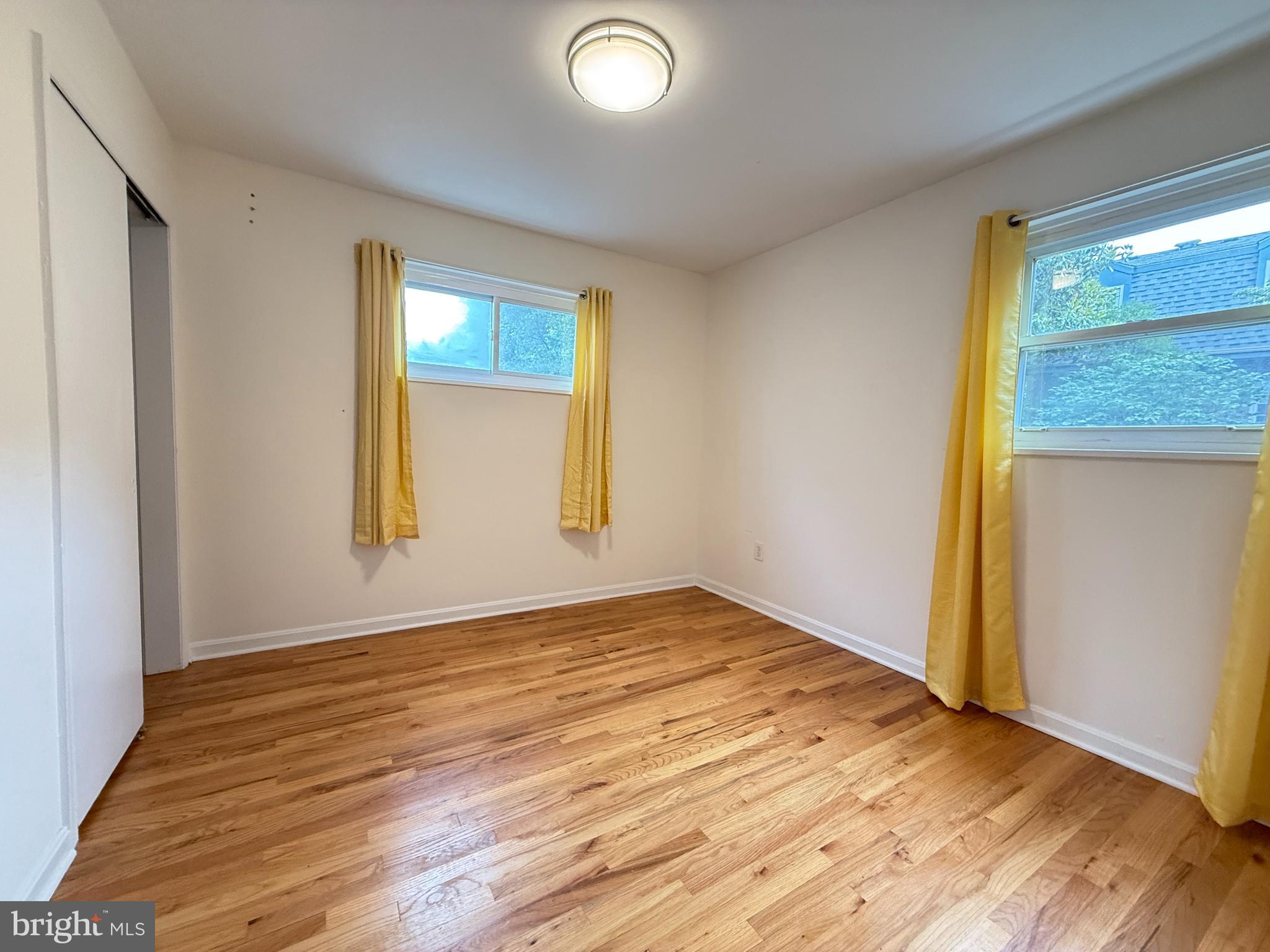 ANNALANE TERRACE - Residential Lease