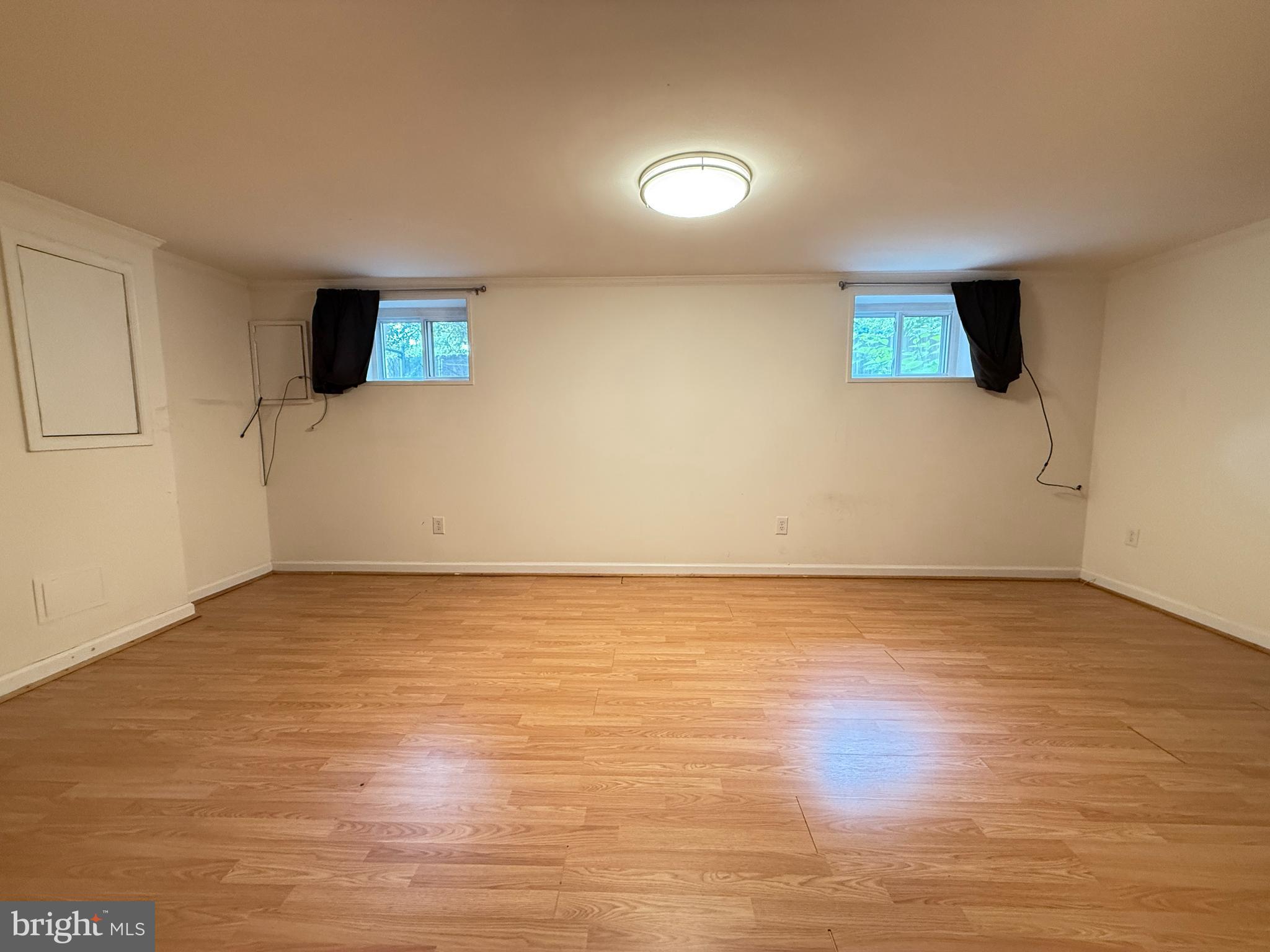 ANNALANE TERRACE - Residential Lease