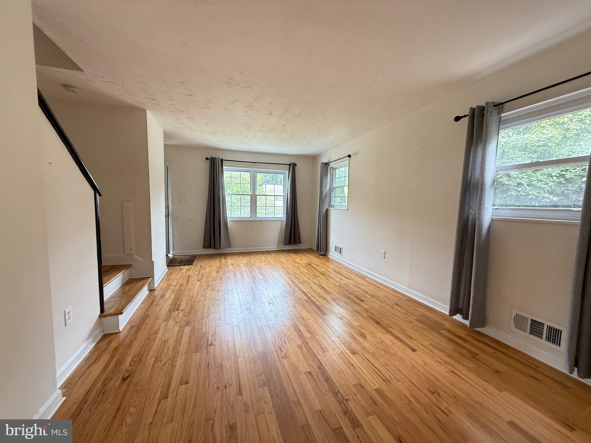 ANNALANE TERRACE - Residential Lease