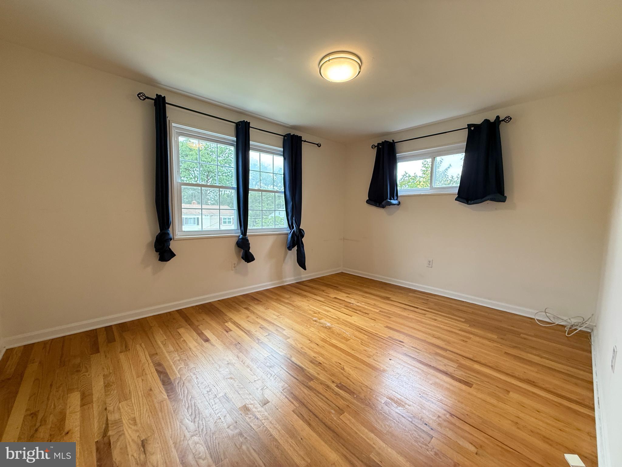 ANNALANE TERRACE - Residential Lease