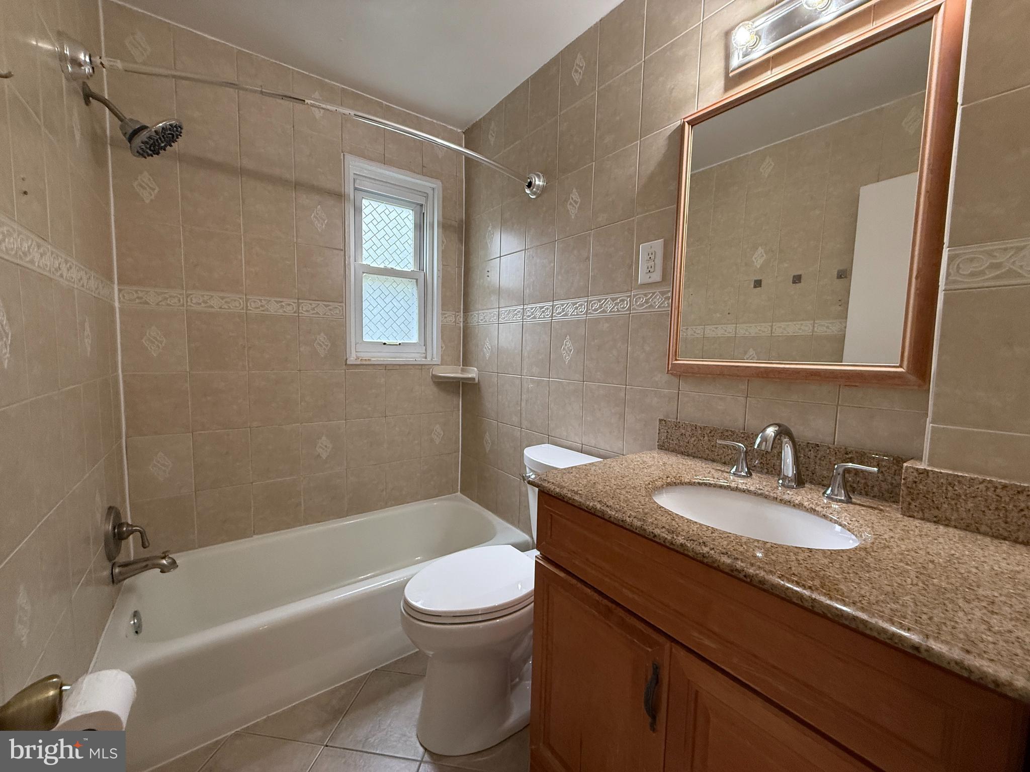 ANNALANE TERRACE - Residential Lease