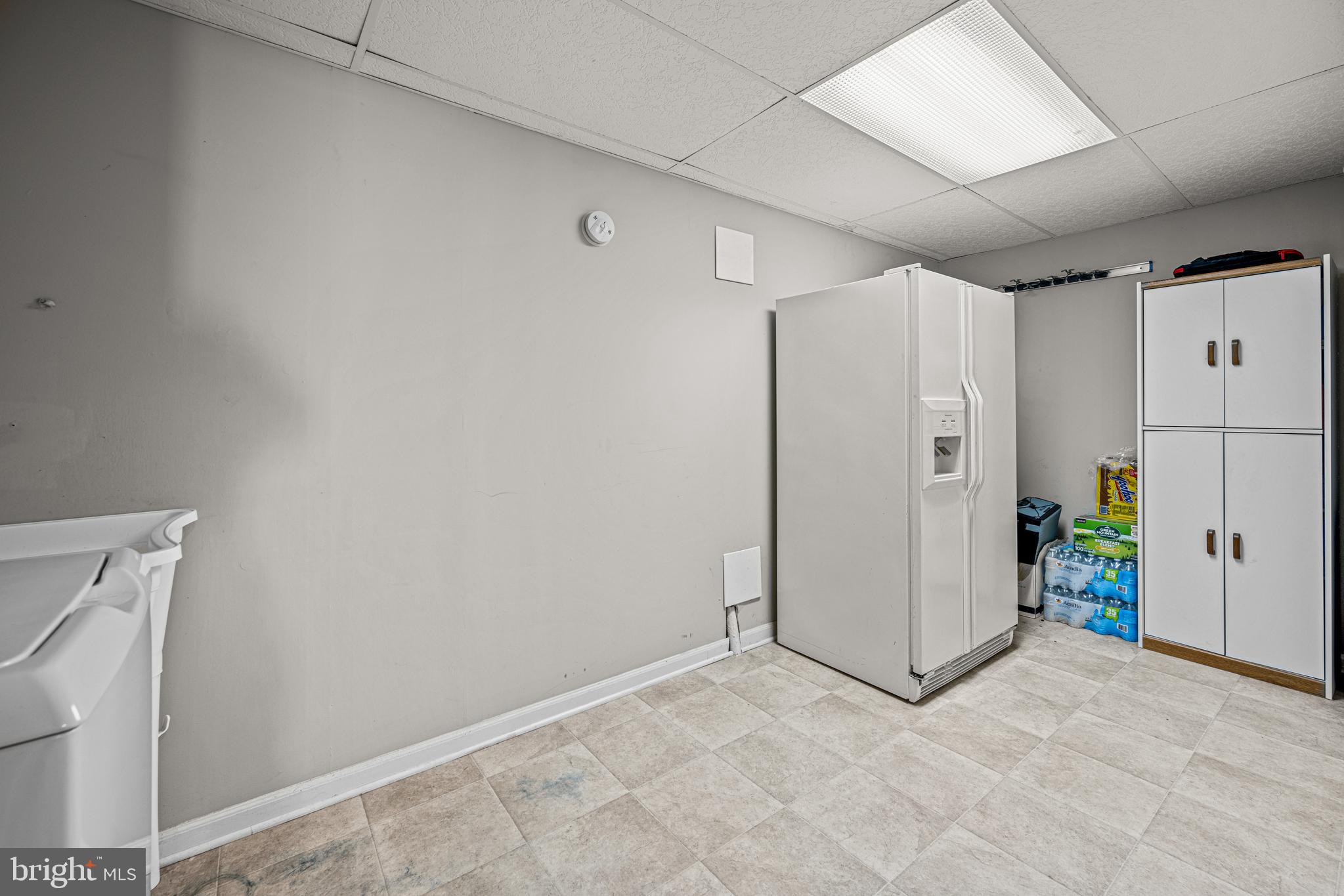 RIVERCHASE - Residential