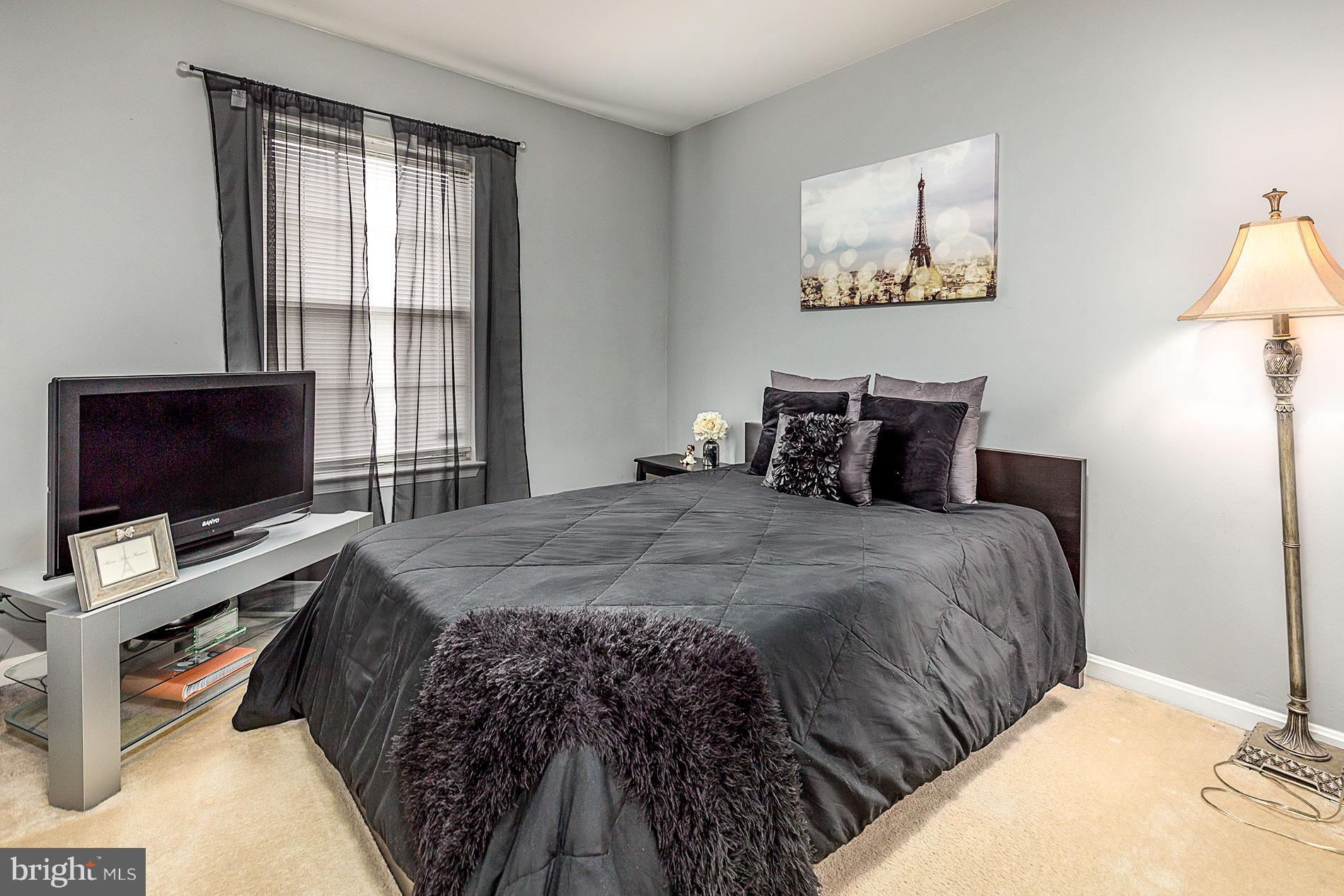 WAYSIDE VILLAGE - Residential