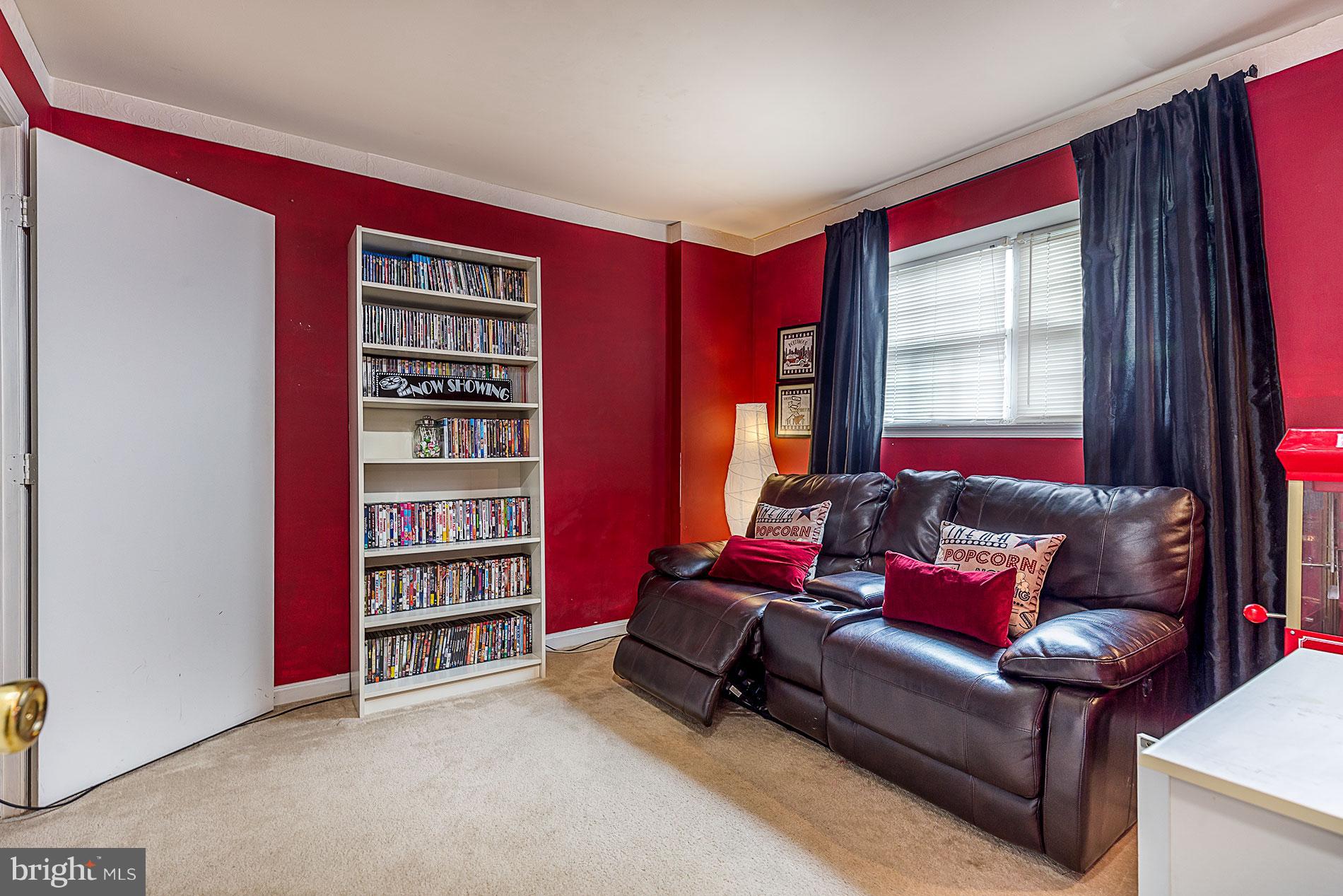 WAYSIDE VILLAGE - Residential