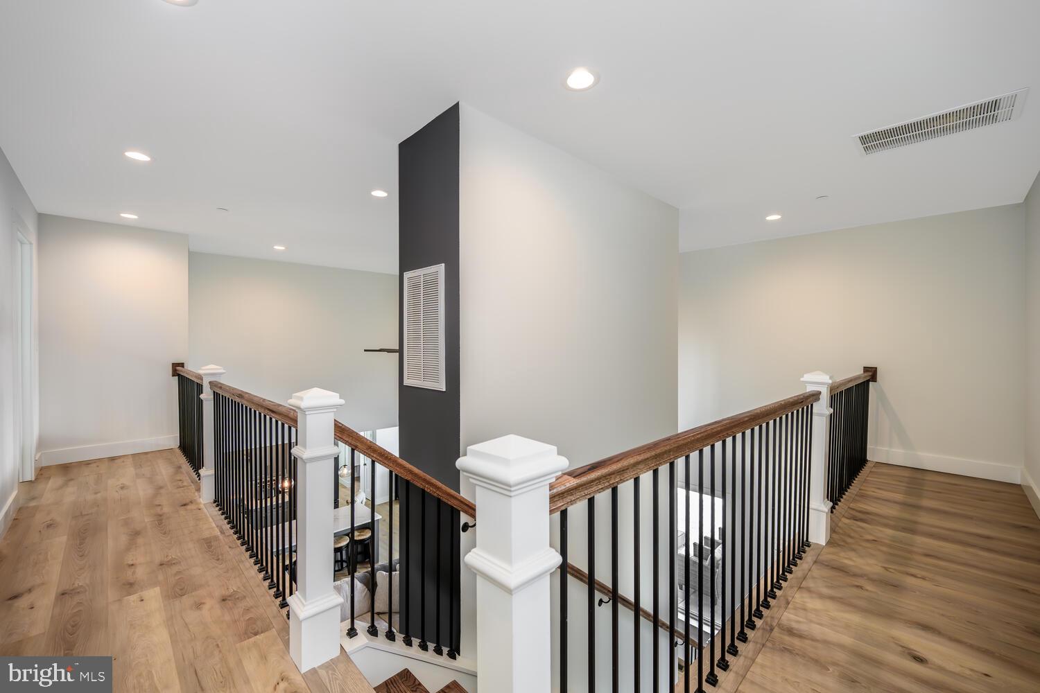 PATCHWORK KNOLL - Residential