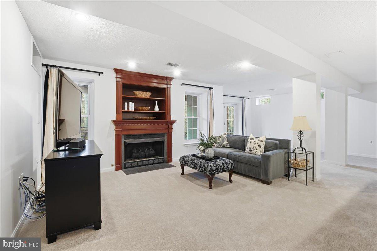 VIRGINIA RUN - Residential