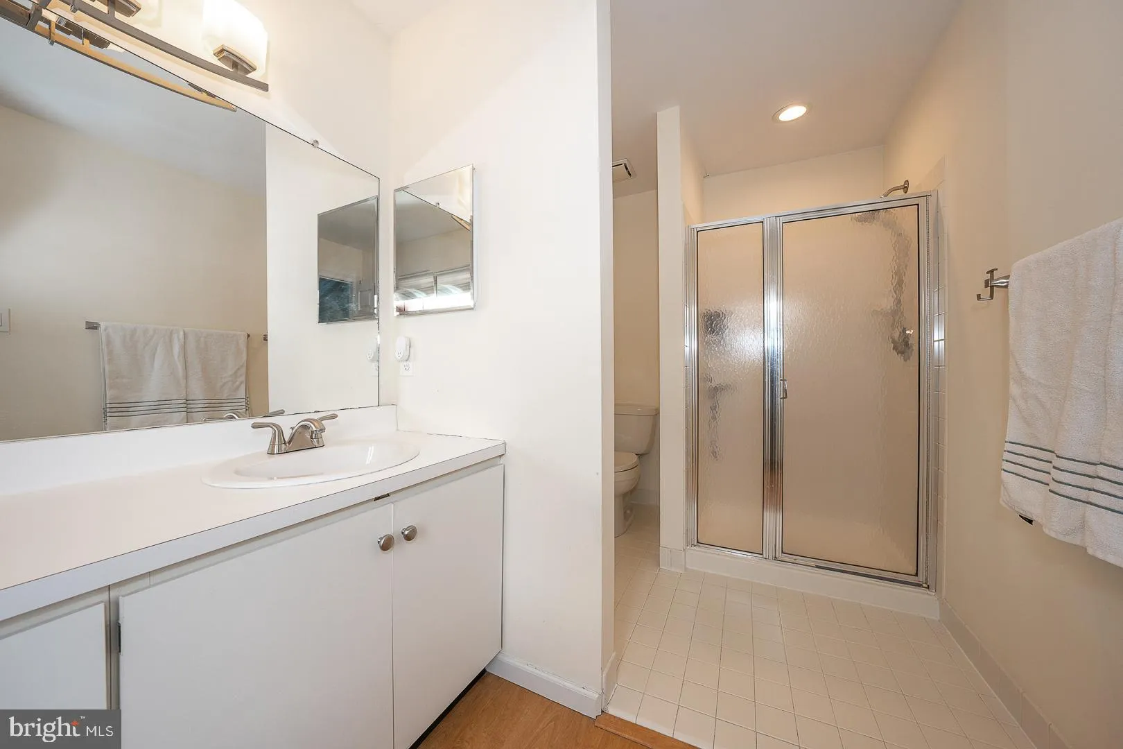 Glen Mills, Pennsylvania 19342, United States, 3 Bedrooms Bedrooms, ,3 BathroomsBathrooms,Residential,Pending,10897