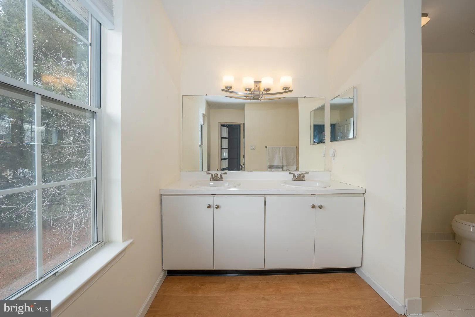 Glen Mills, Pennsylvania 19342, United States, 3 Bedrooms Bedrooms, ,3 BathroomsBathrooms,Residential,Pending,10897