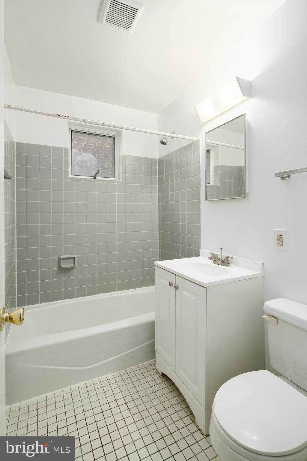 PHILADELPHIA (SOUTH) - Residential Lease