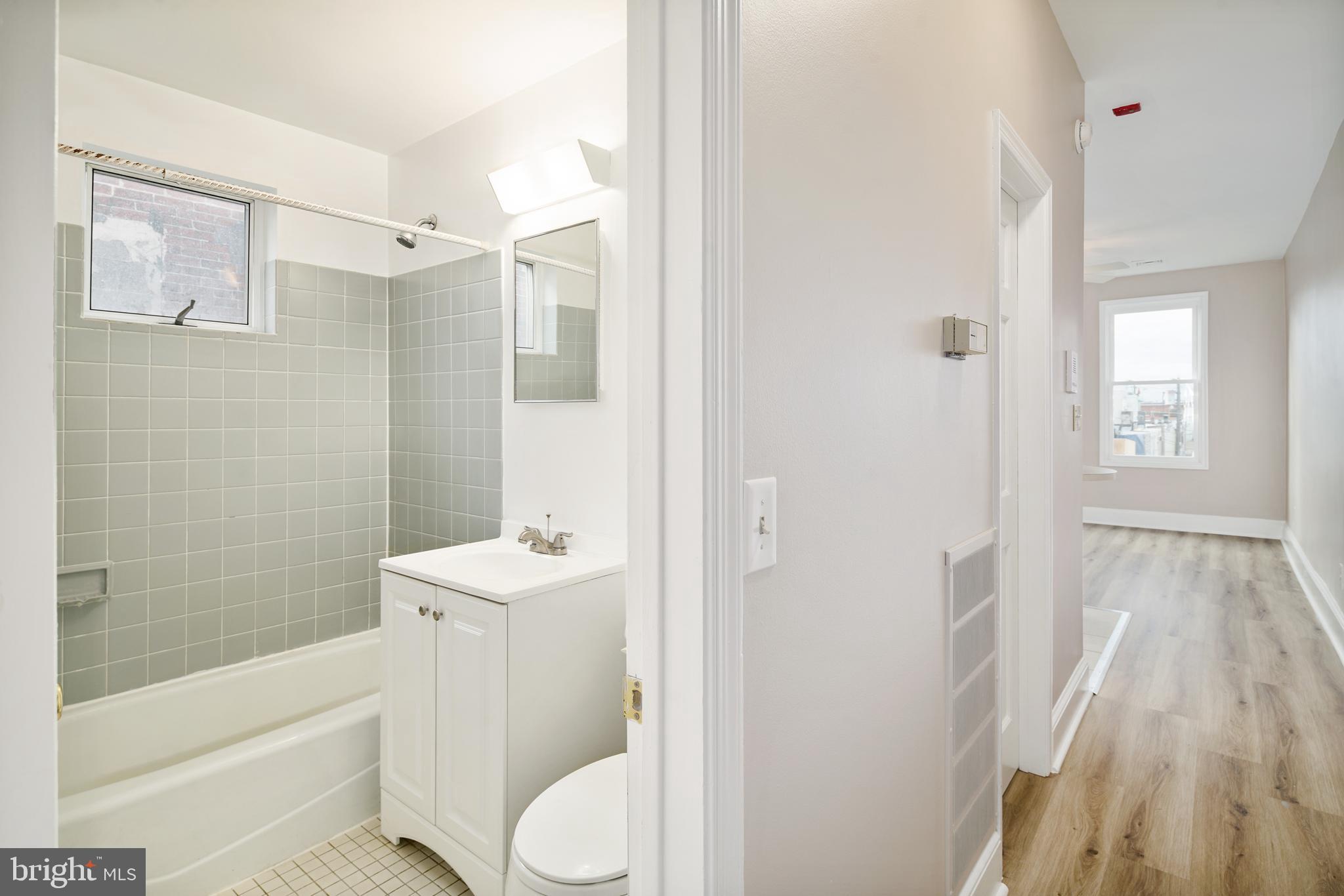 PHILADELPHIA (SOUTH) - Residential Lease