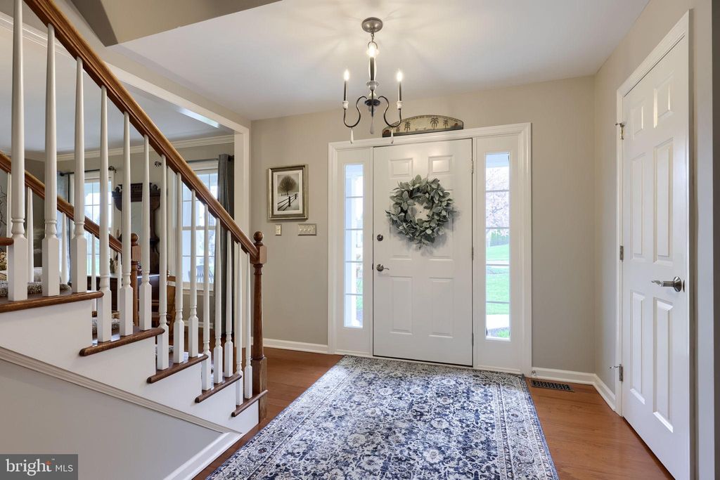 Photo of 432 Bellaire Drive, YORK, PA 17402 (MLS # PAYK2100454)