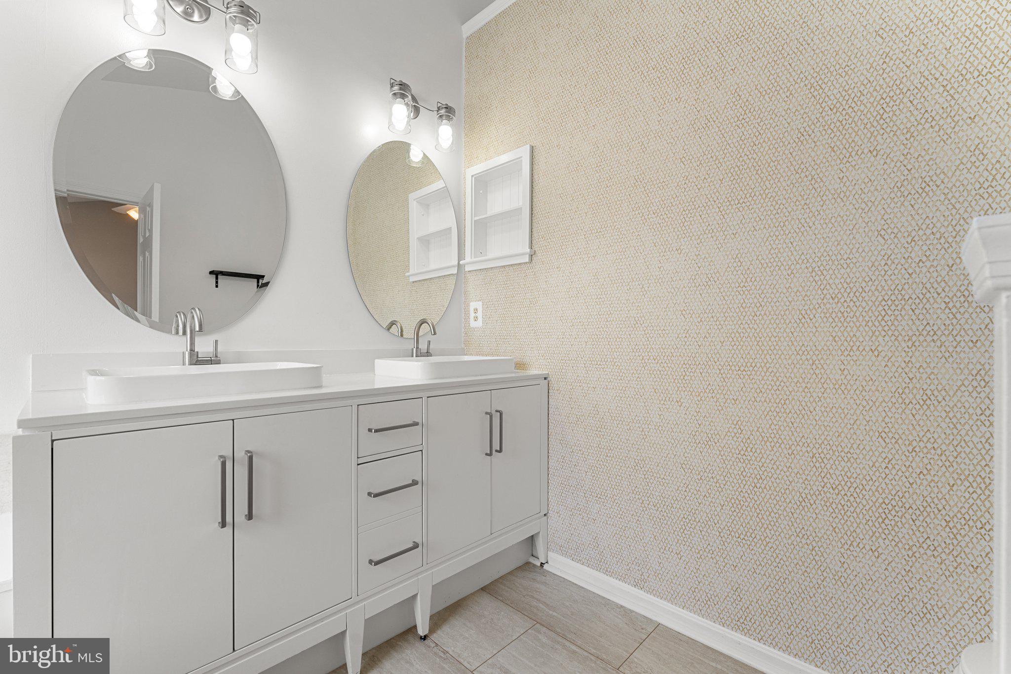 SULLY STATION - Residential