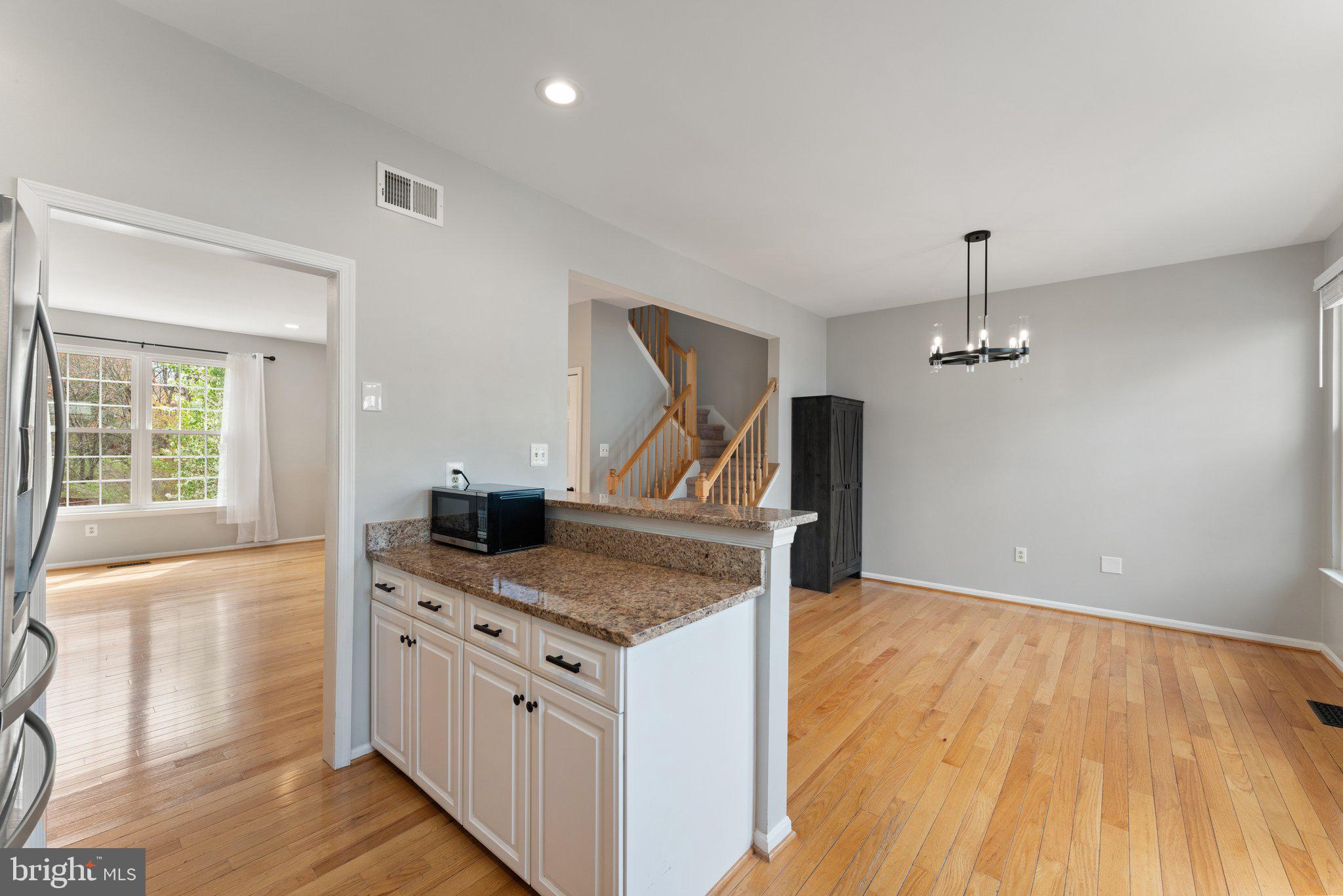 SULLY STATION - Residential