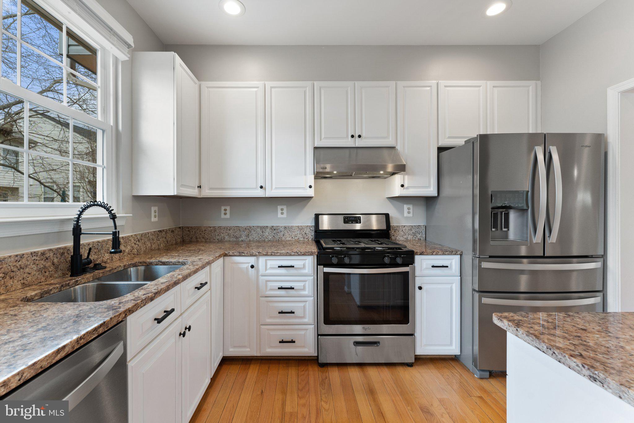 SULLY STATION - Residential