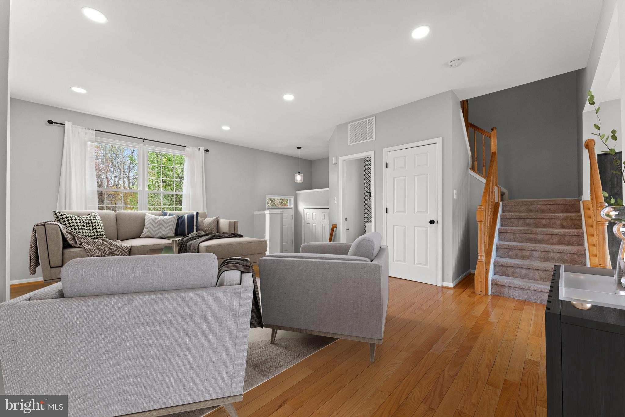 SULLY STATION - Residential