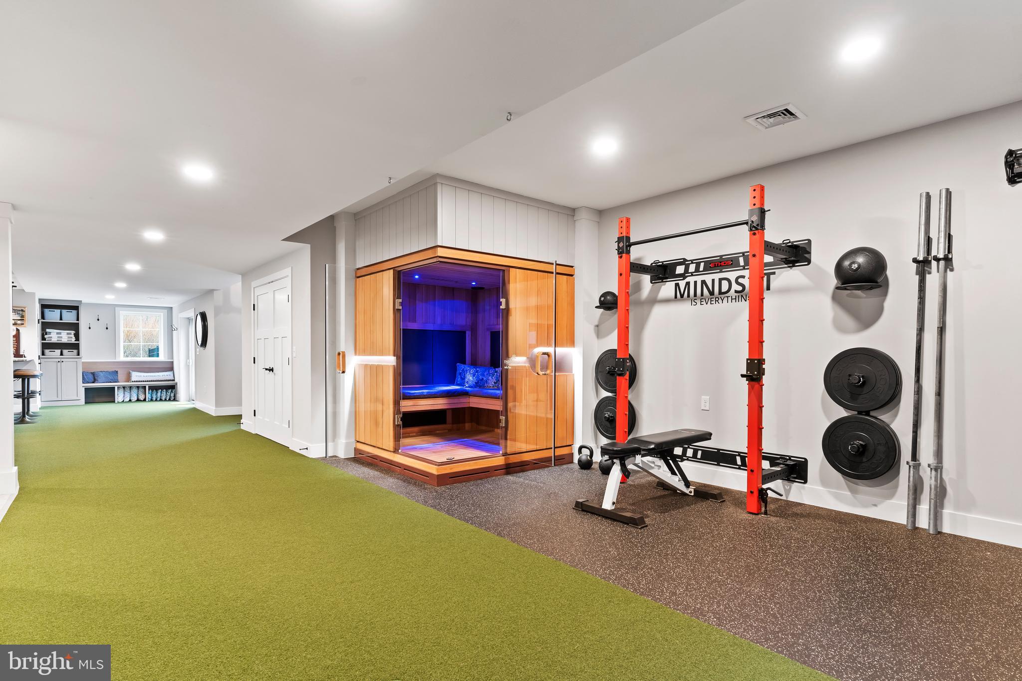 COTTAGE BROOK - Residential