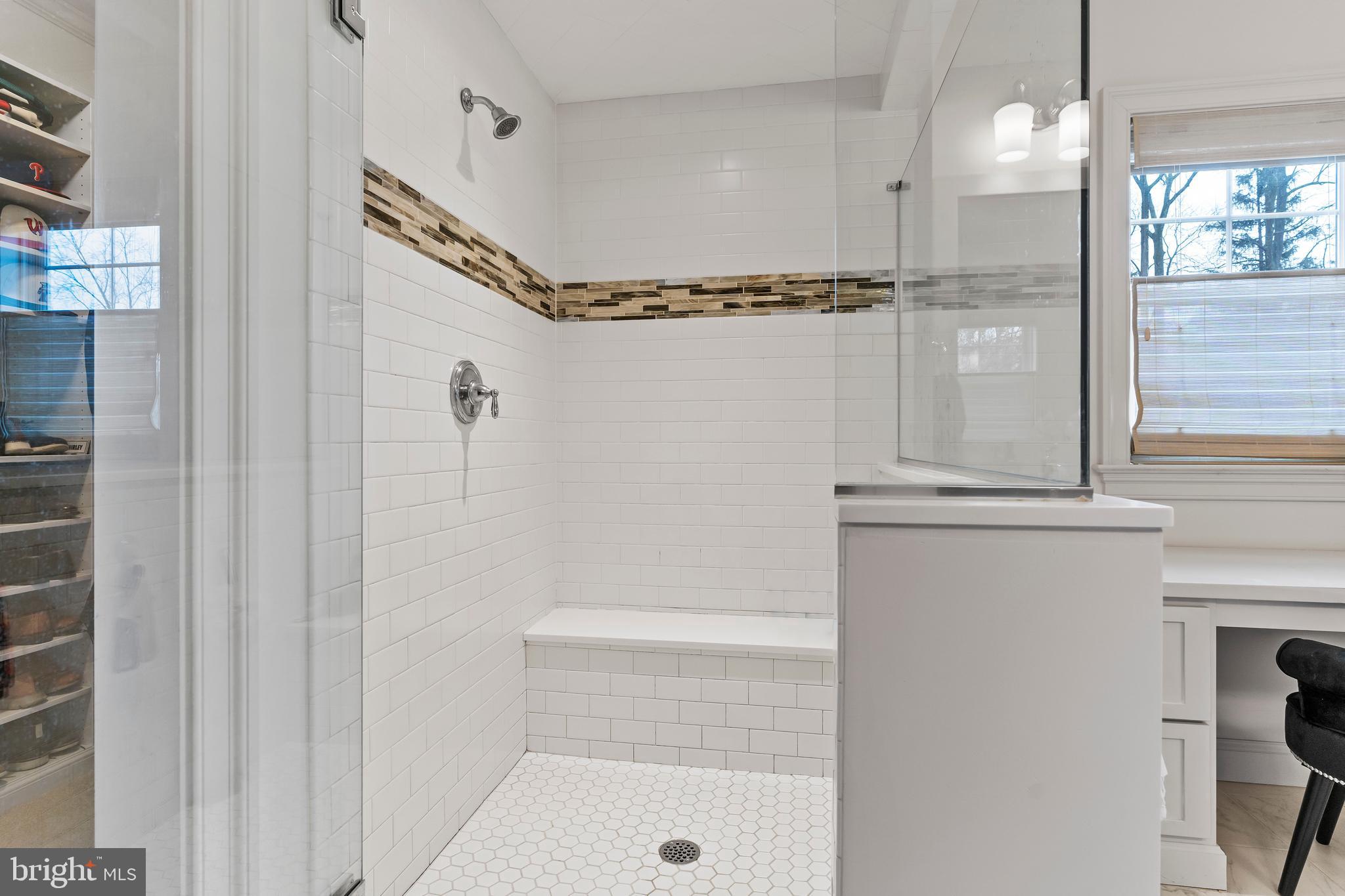 COTTAGE BROOK - Residential