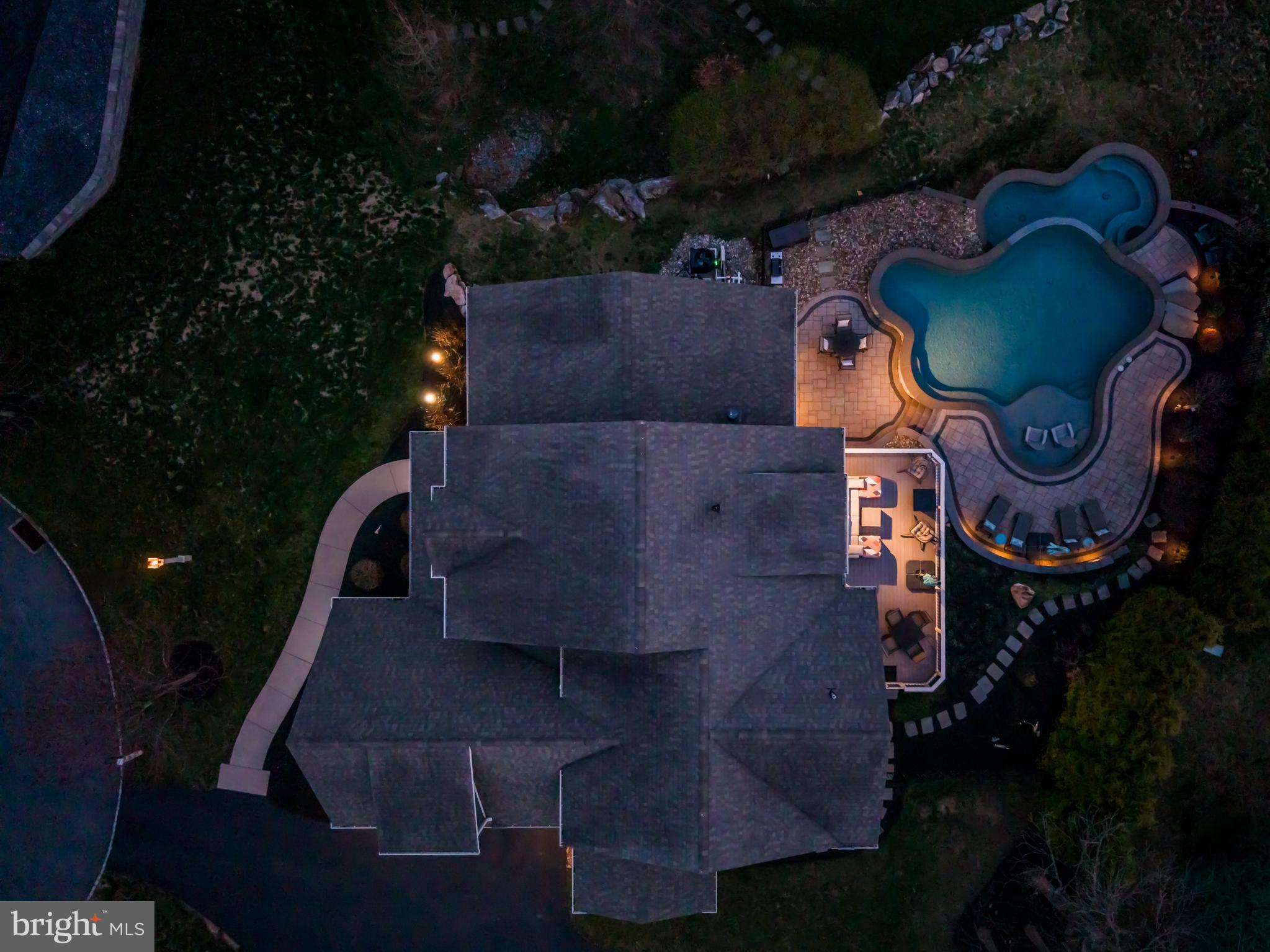 COTTAGE BROOK - Residential