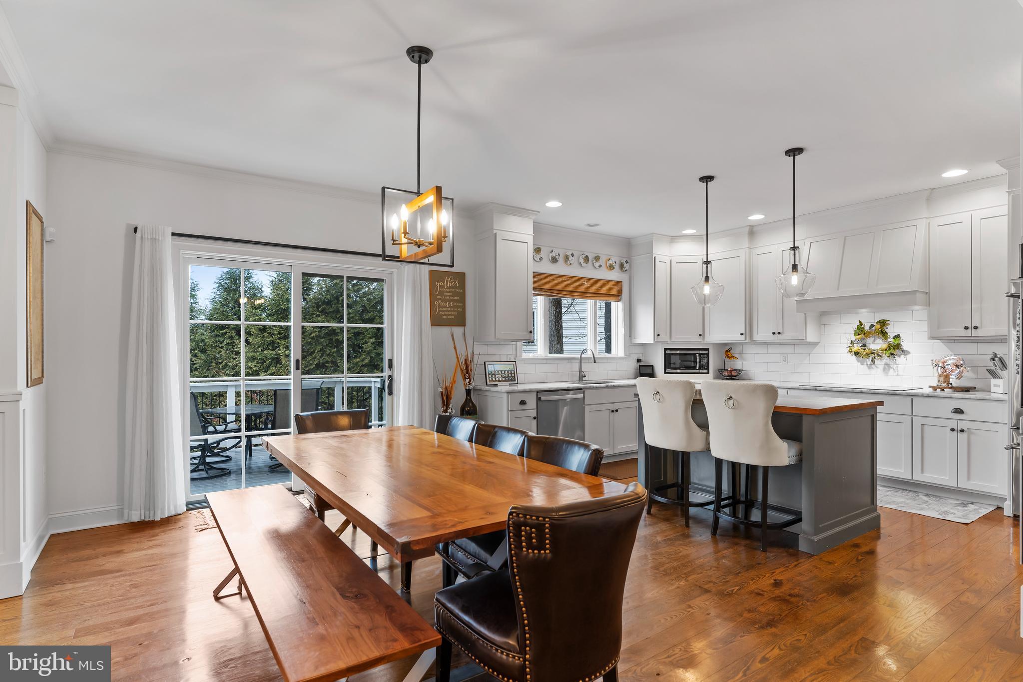 COTTAGE BROOK - Residential