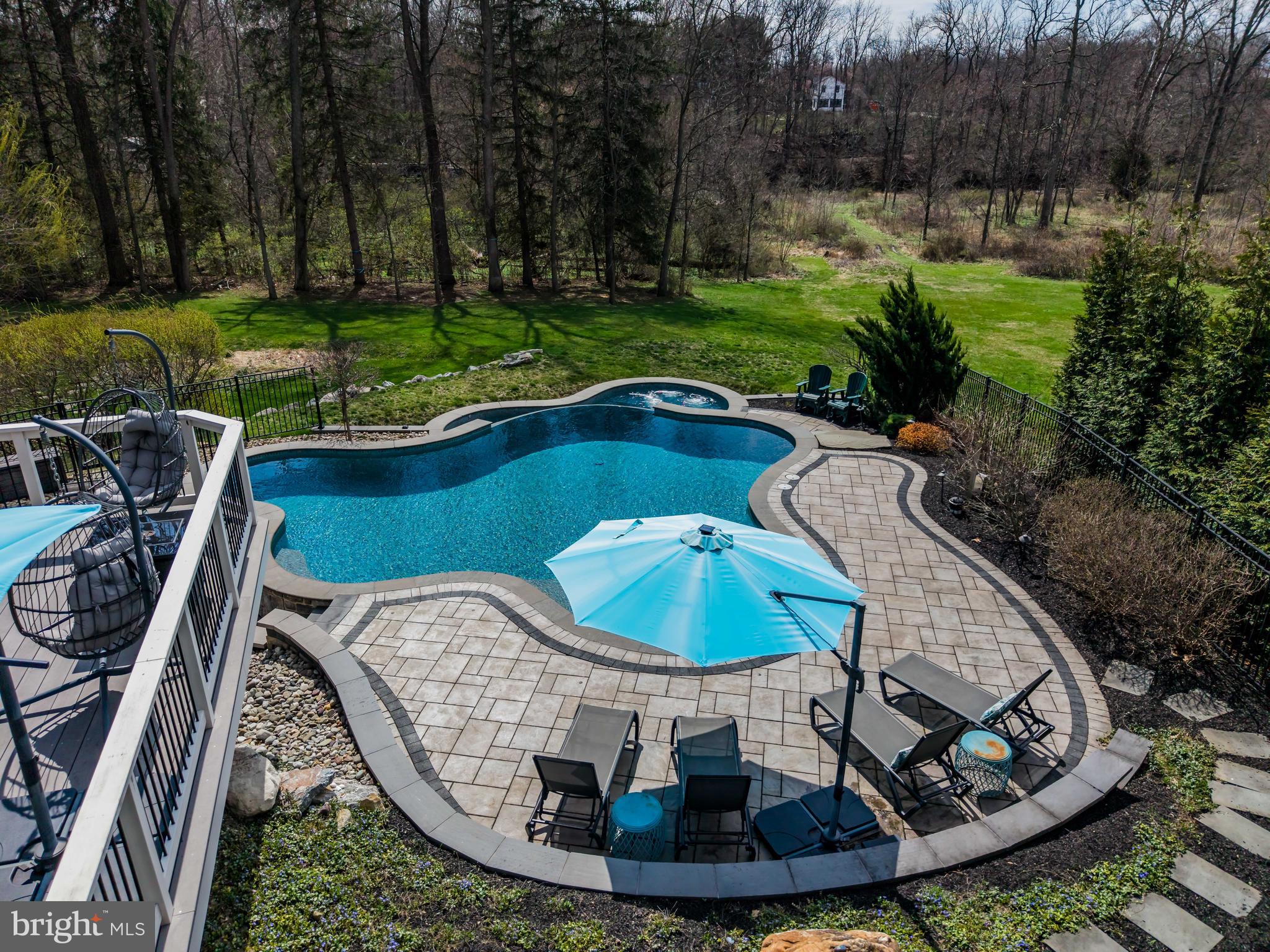 COTTAGE BROOK - Residential