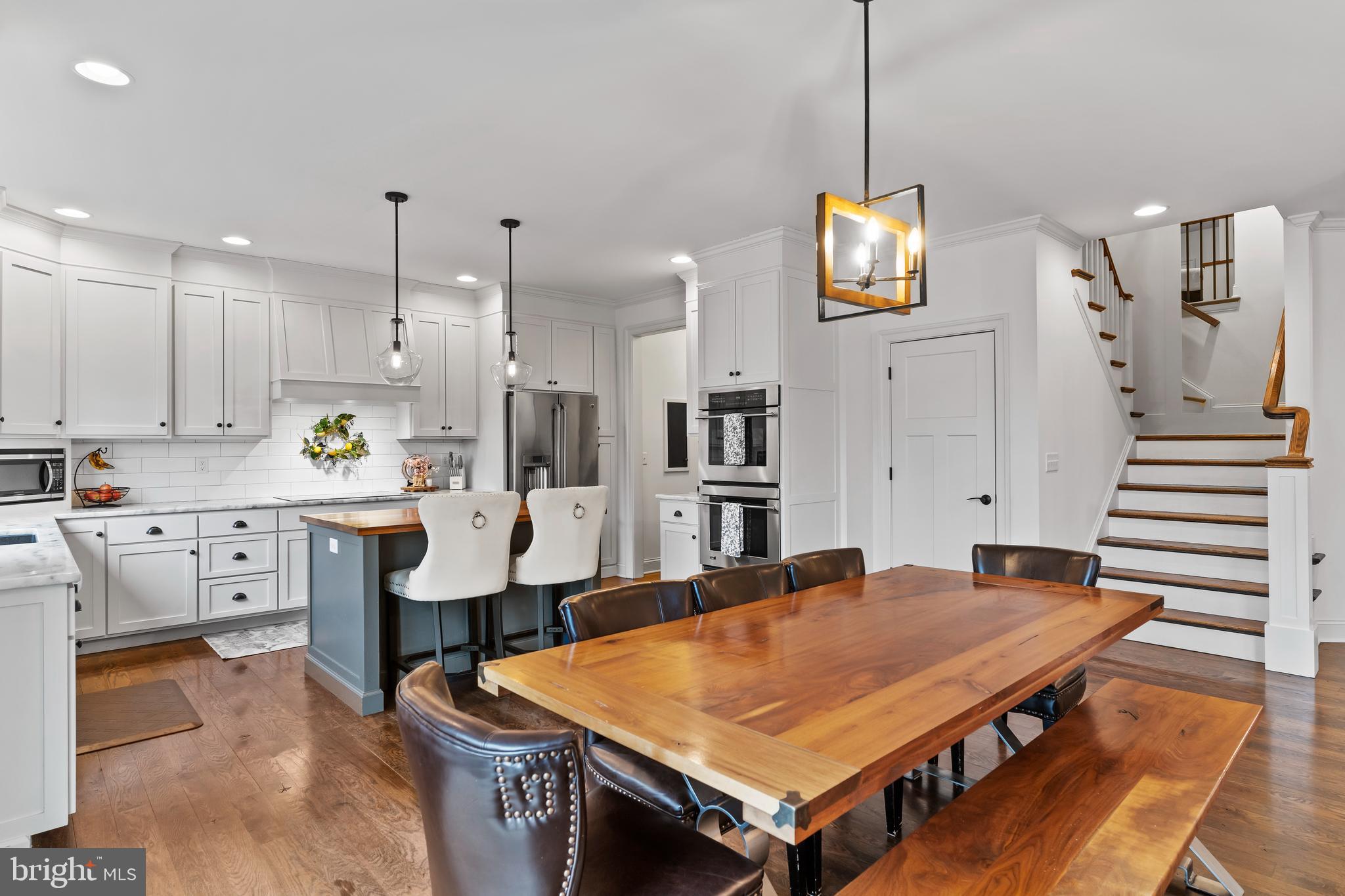 COTTAGE BROOK - Residential