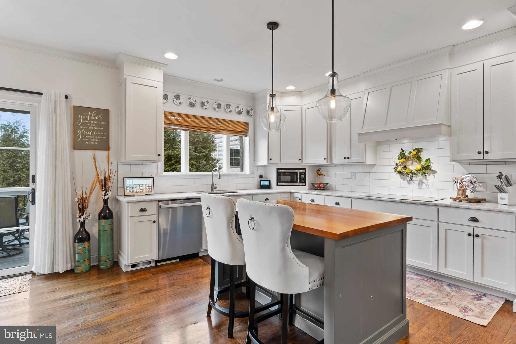 COTTAGE BROOK - Residential