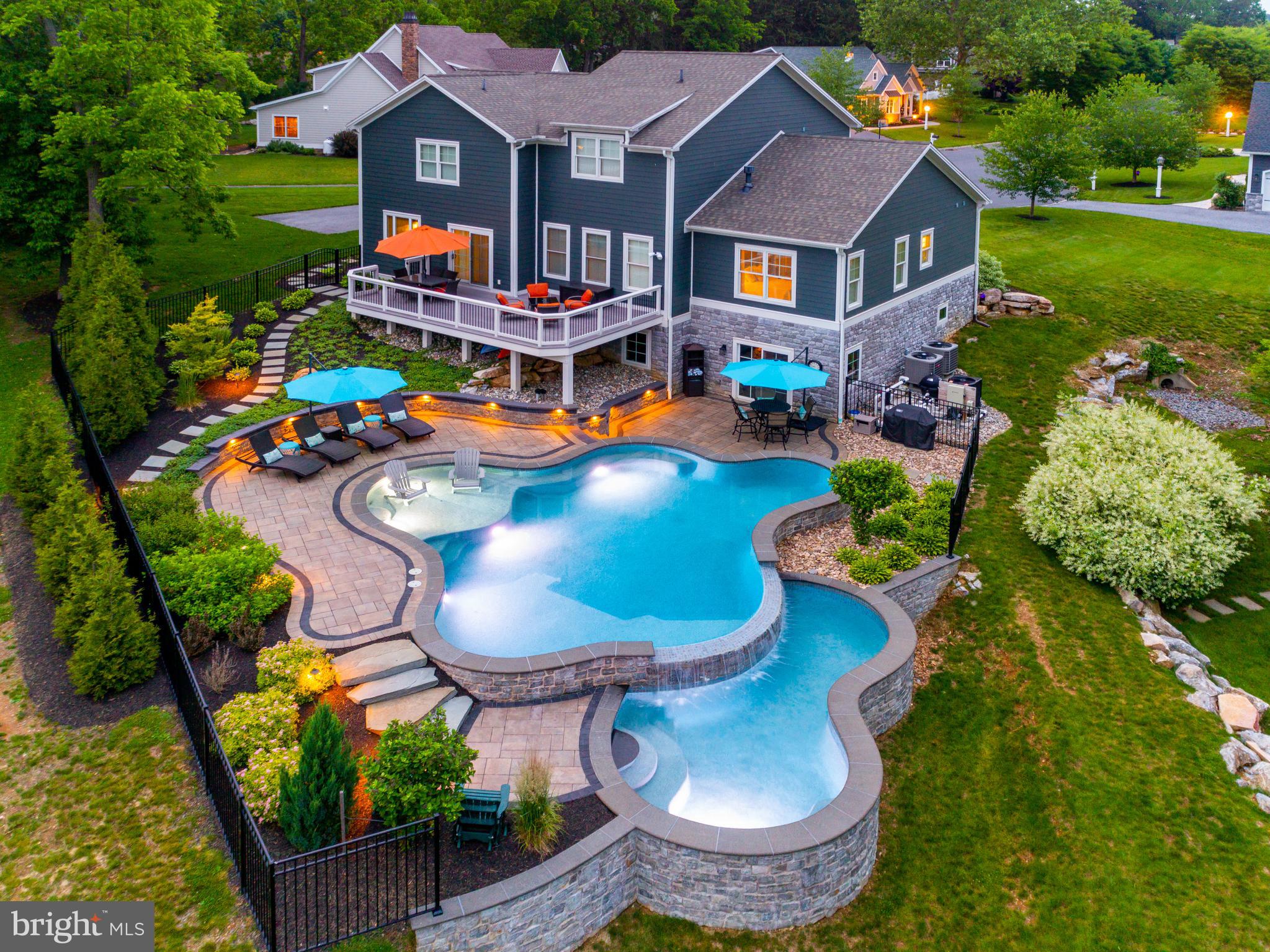 COTTAGE BROOK - Residential