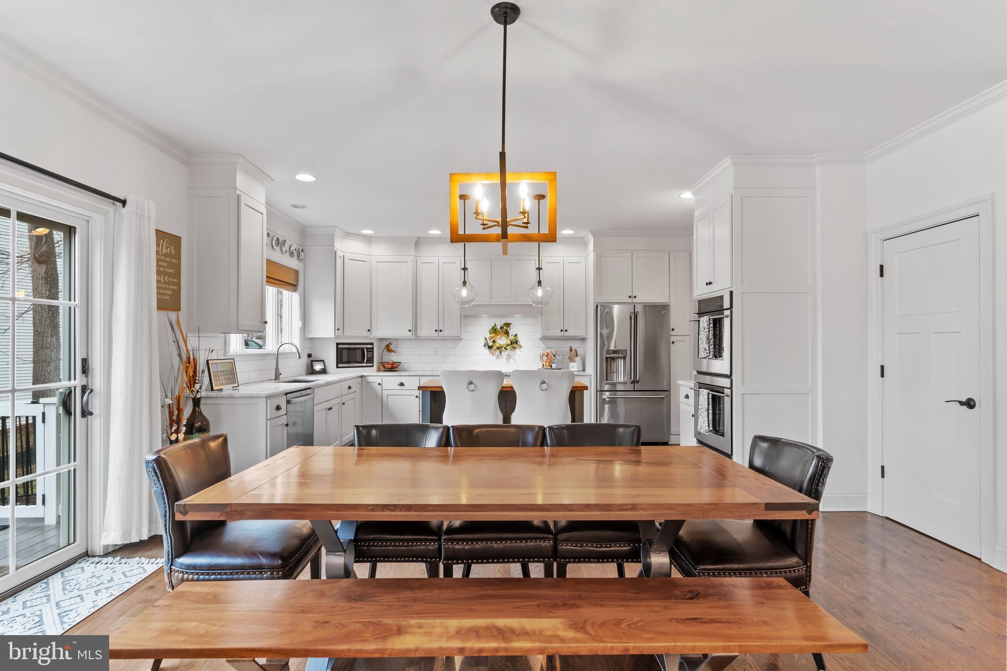 COTTAGE BROOK - Residential