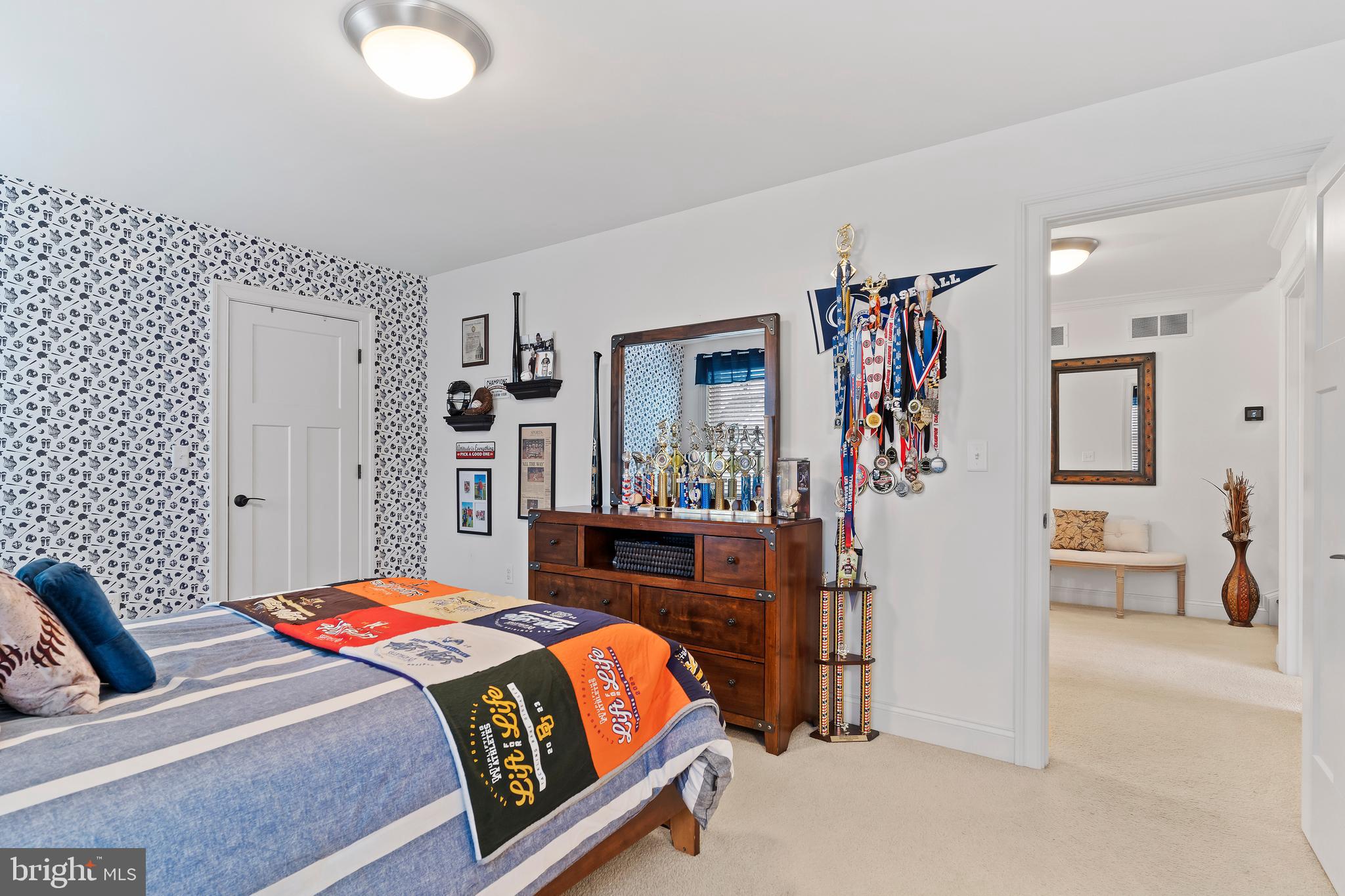 COTTAGE BROOK - Residential