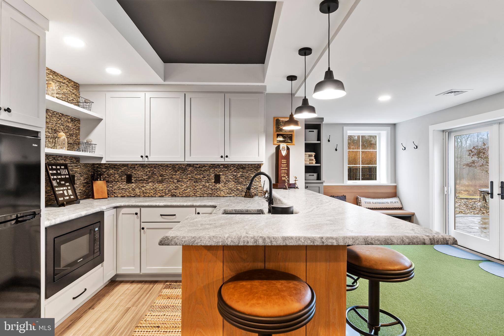 COTTAGE BROOK - Residential