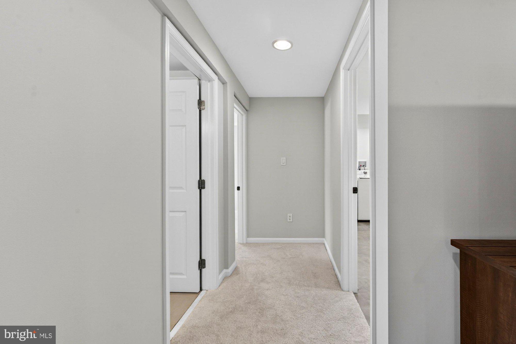 VIENNA WOODS - Residential