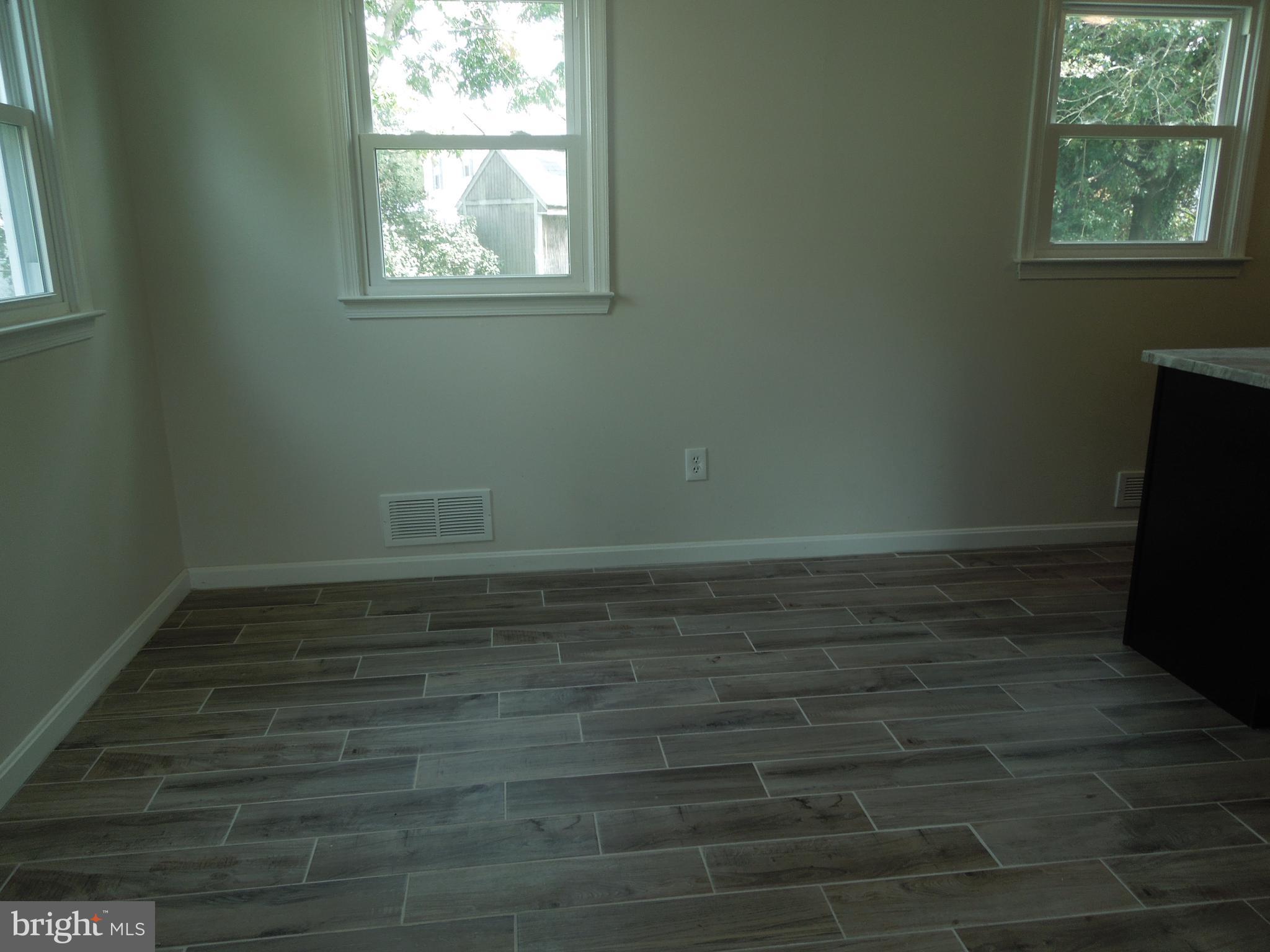 OLAN PLAZA - Residential