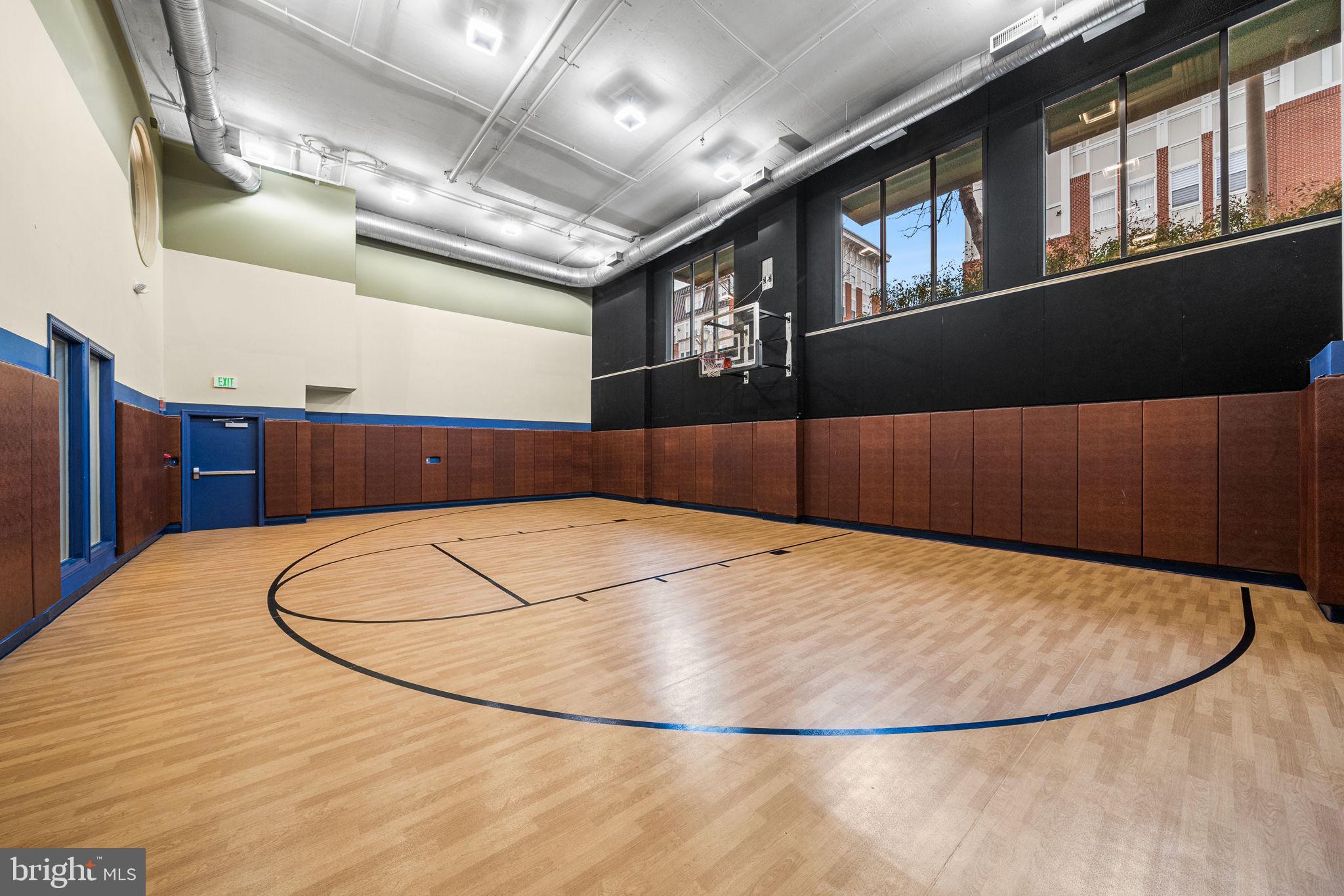 HALSTEAD AT THE METRO - Residential