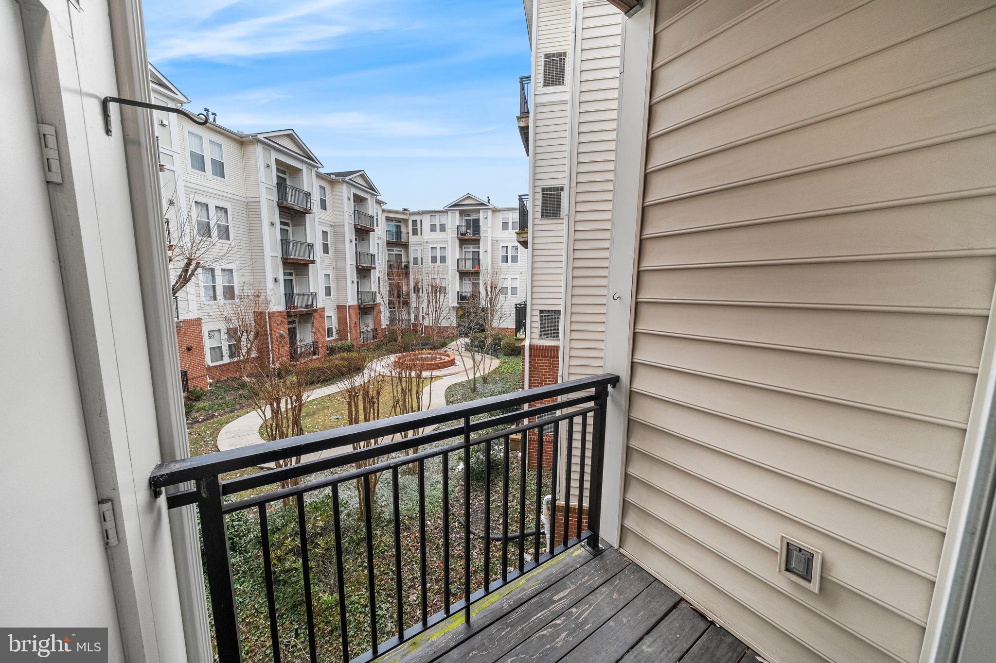 HALSTEAD AT THE METRO - Residential